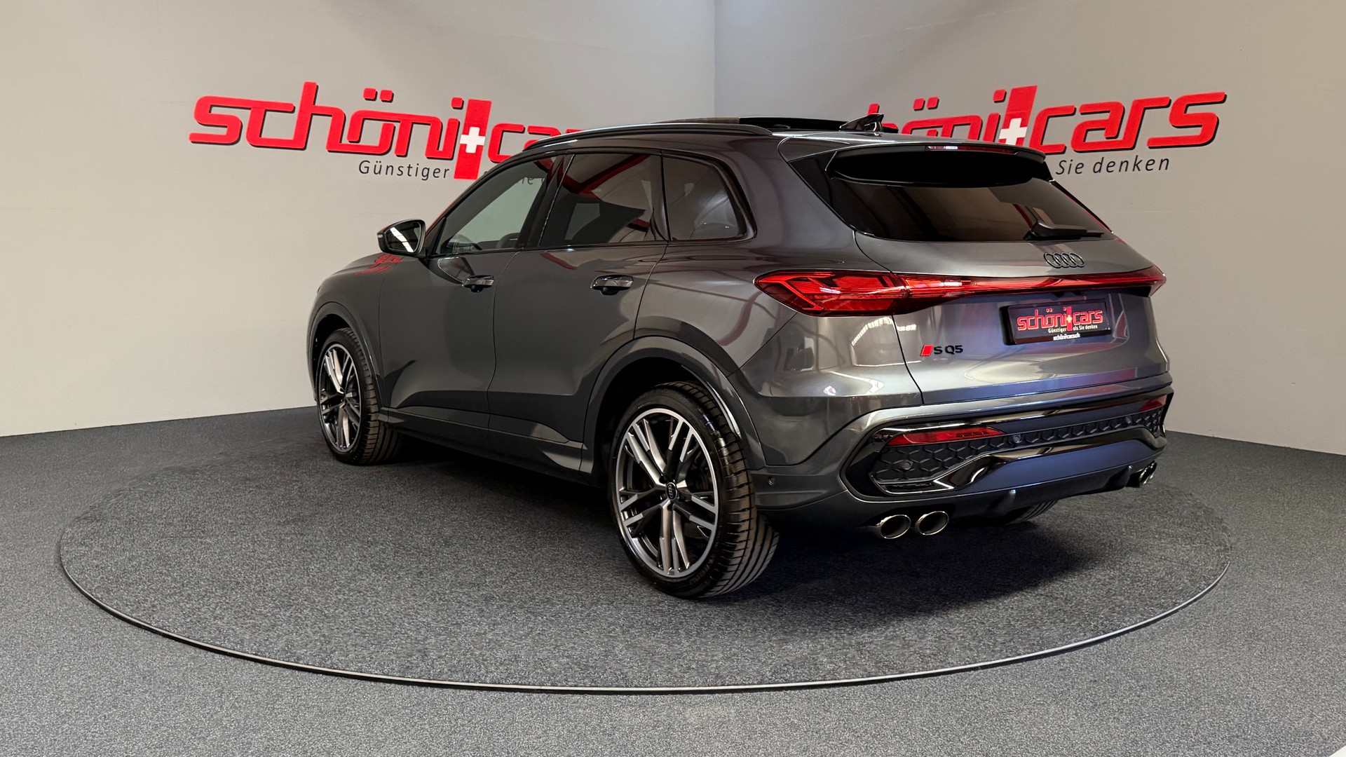 AUDI SQ5 TFSI quattro S-tronic-showroom-element-3