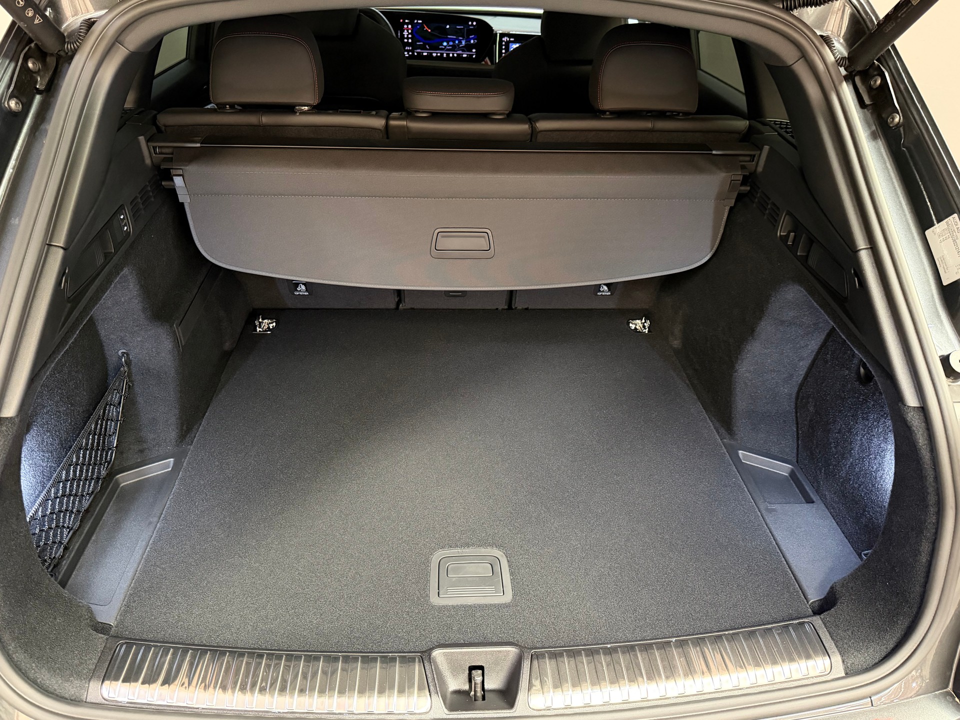 AUDI SQ5 TFSI quattro S-tronic-image-13