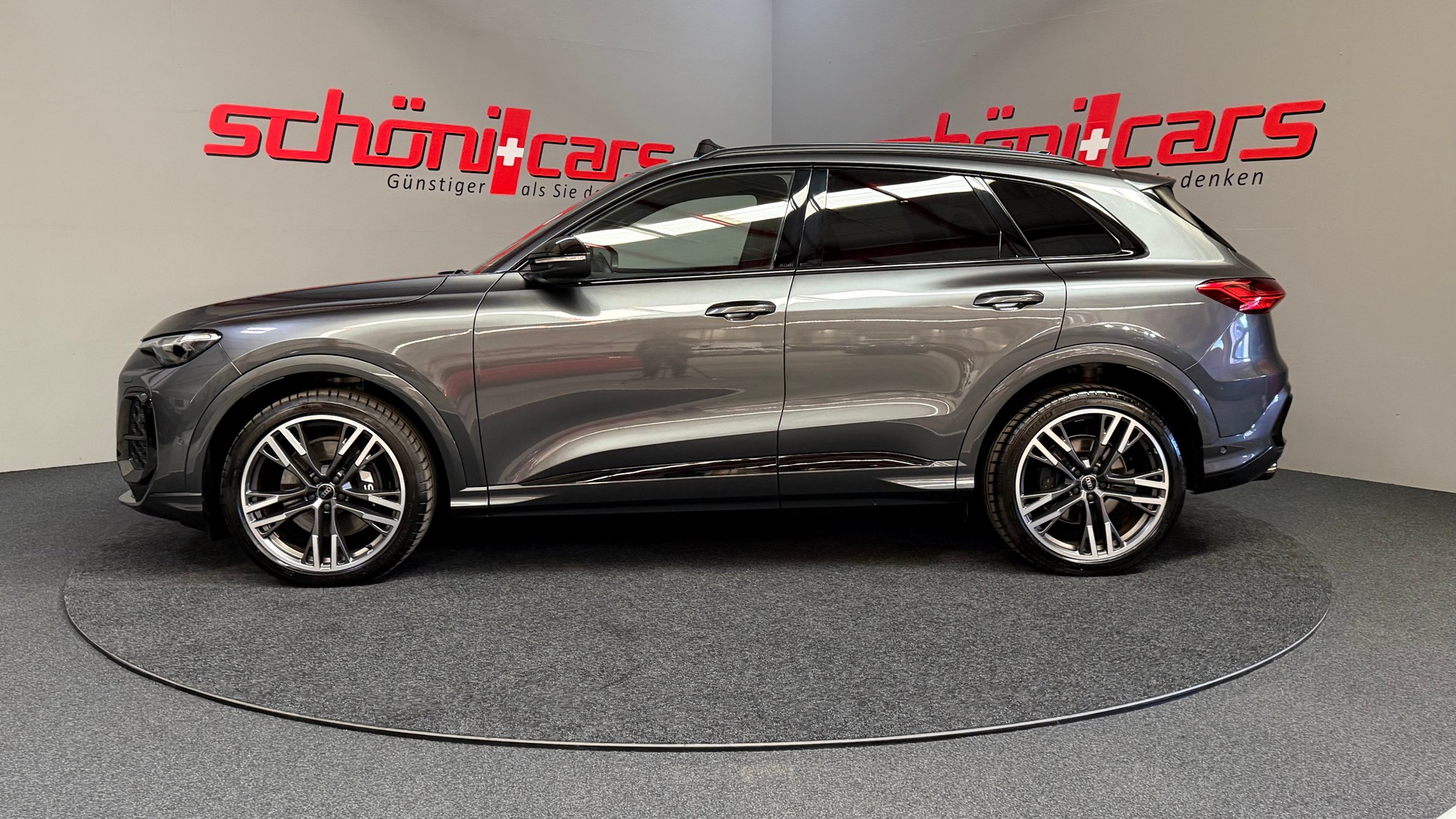 AUDI SQ5 TFSI quattro S-tronic-showroom-element-2