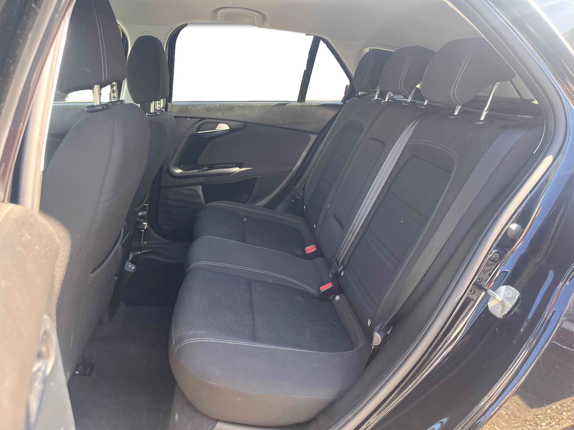 FIAT Tipo 1.5 Hybrid Station Wagon City Life-image-6