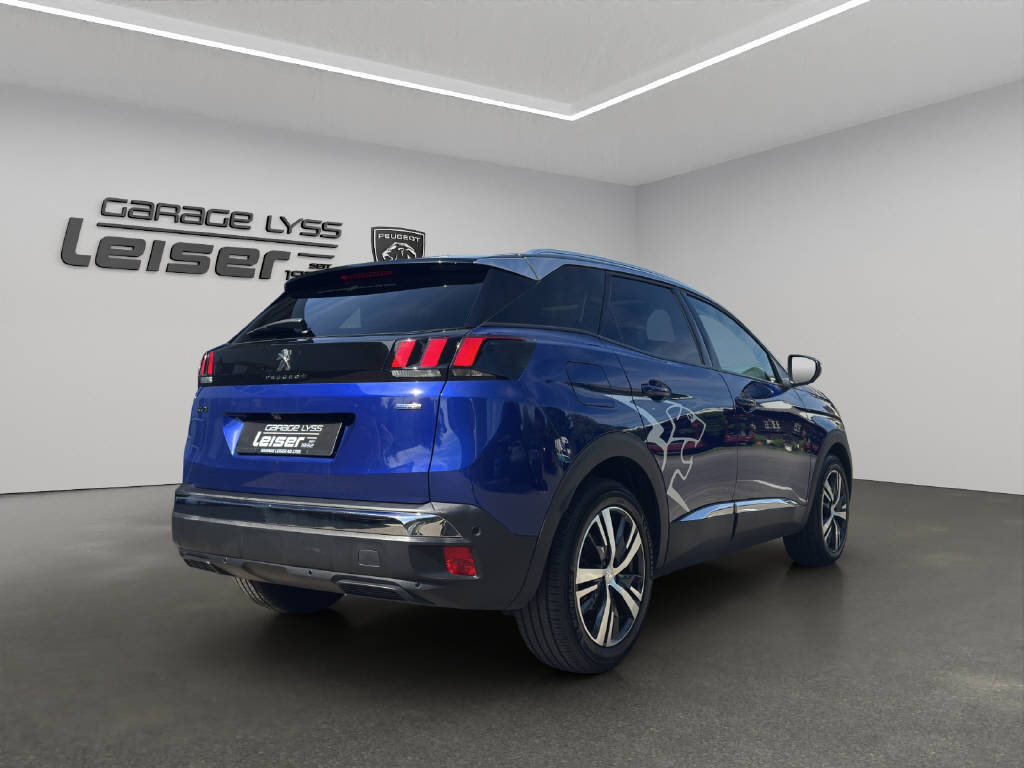 PEUGEOT 3008 1.2 PureTech Allure-image-7