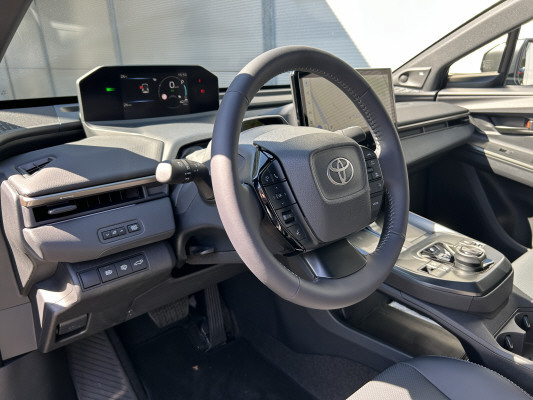 TOYOTA bZ4X Premium 73,1 kWh AWD-image-7