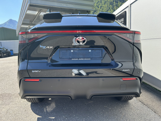 TOYOTA bZ4X Premium 73,1 kWh AWD-image-4