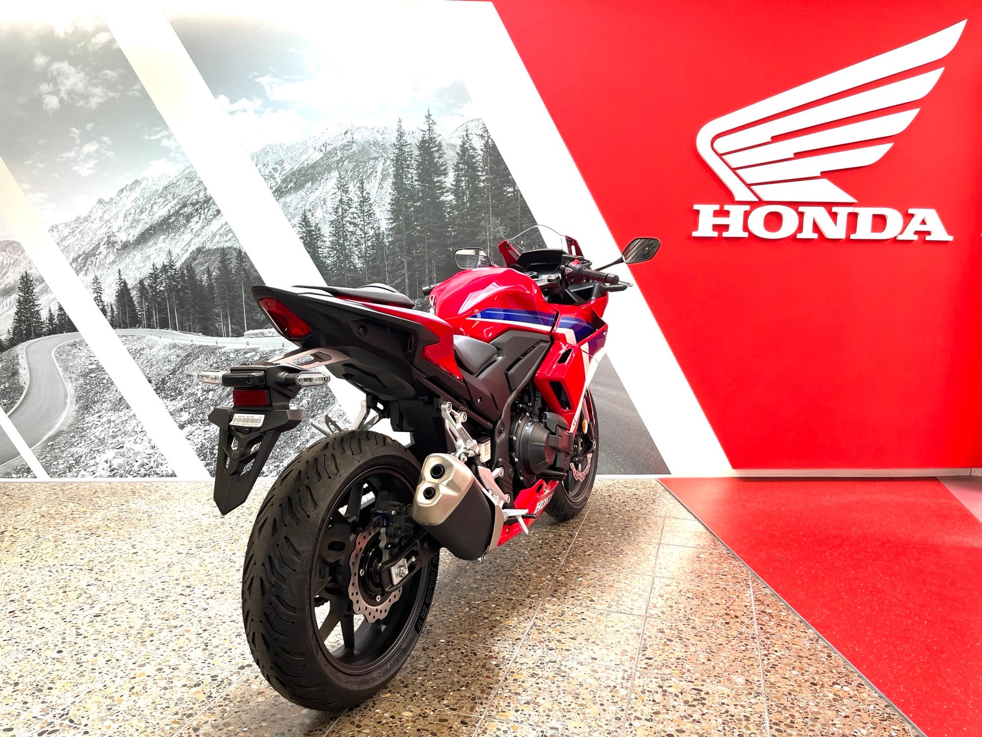 HONDA CBR 500 R e-clutch (35kW)-image-3