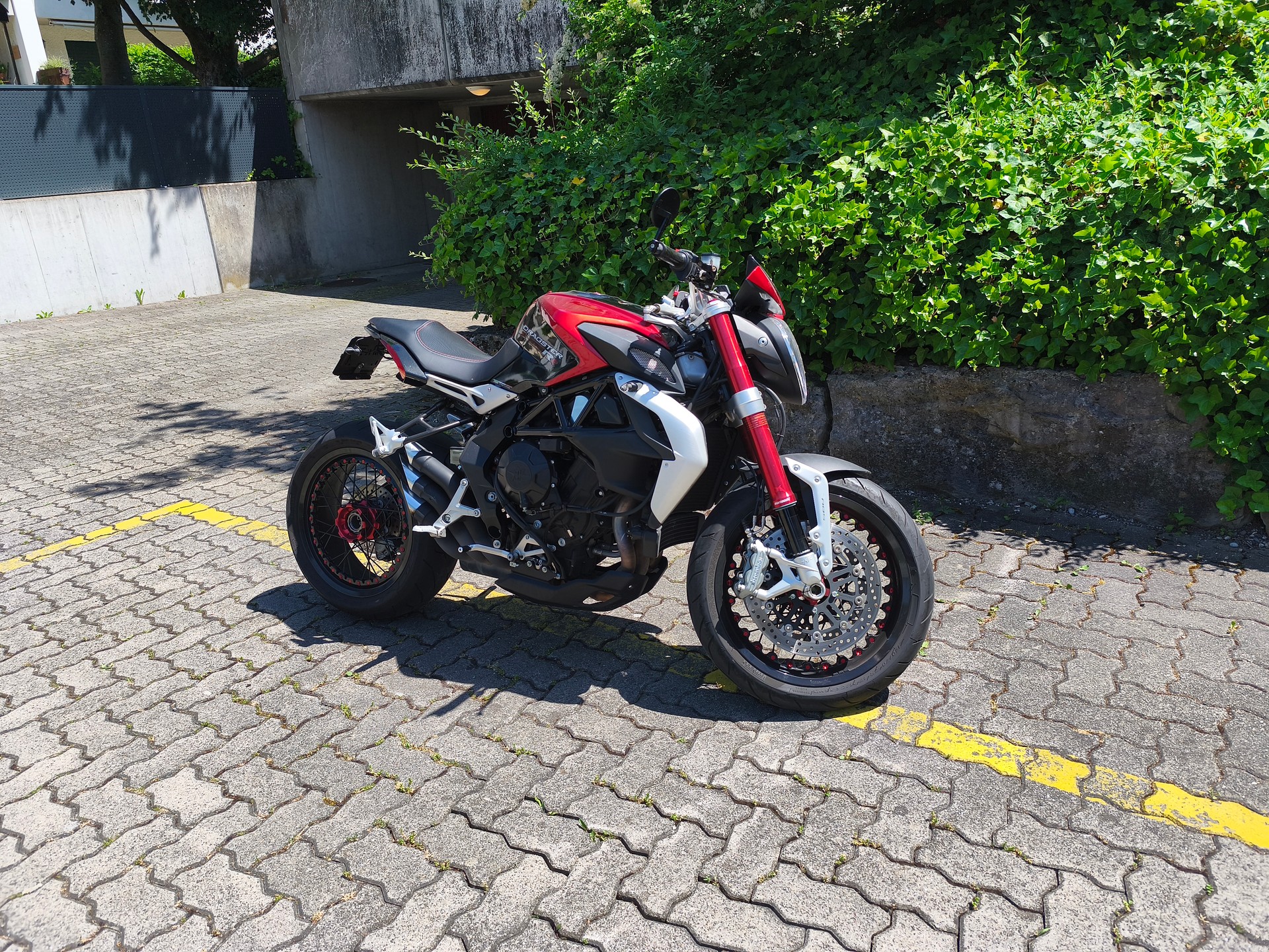 MV AGUSTA Dragster 800 RR ABS