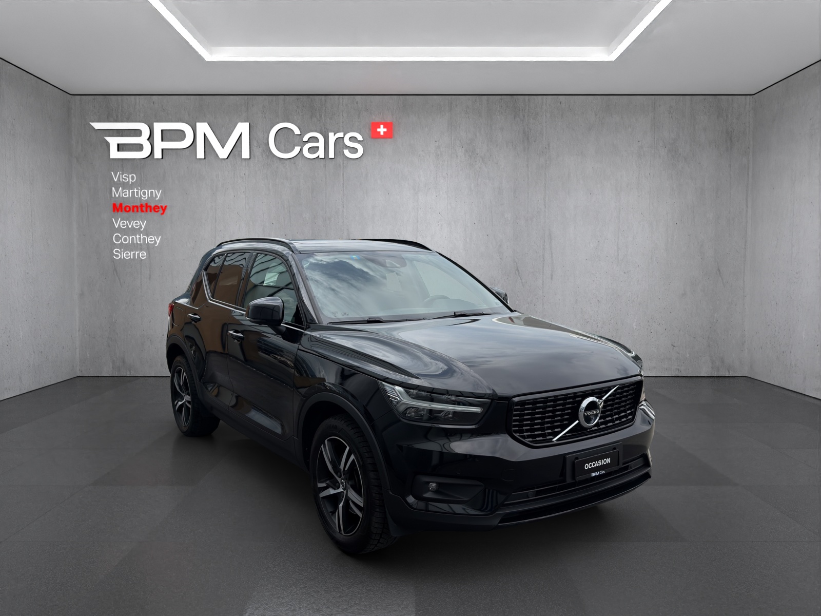 VOLVO XC40 T4 AWD R-Design Geartronic-image-2
