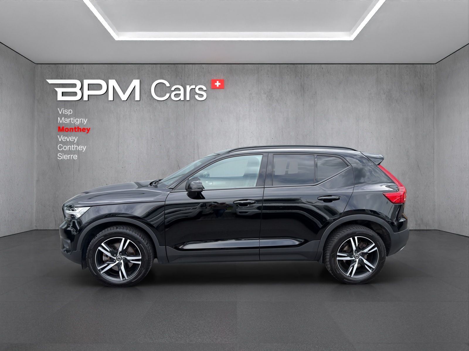 VOLVO XC40 T4 AWD R-Design Geartronic-image-6