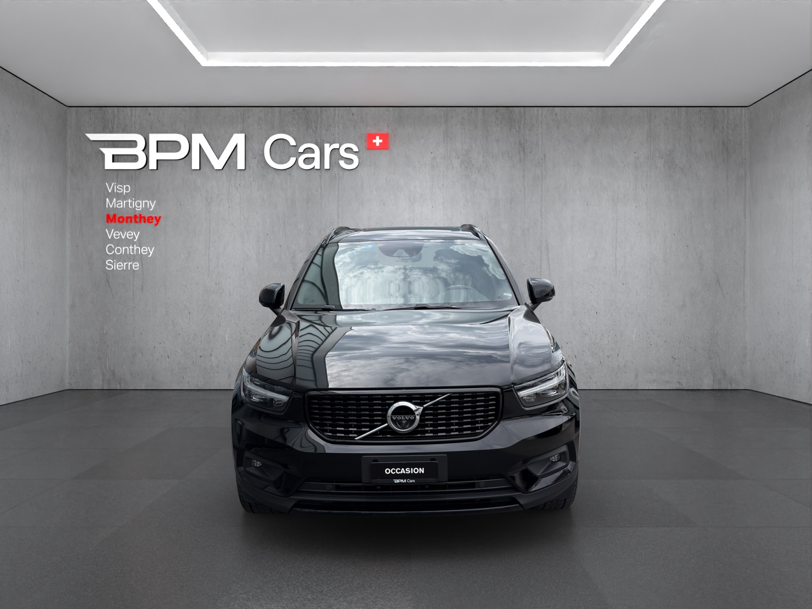 VOLVO XC40 T4 AWD R-Design Geartronic-image-1
