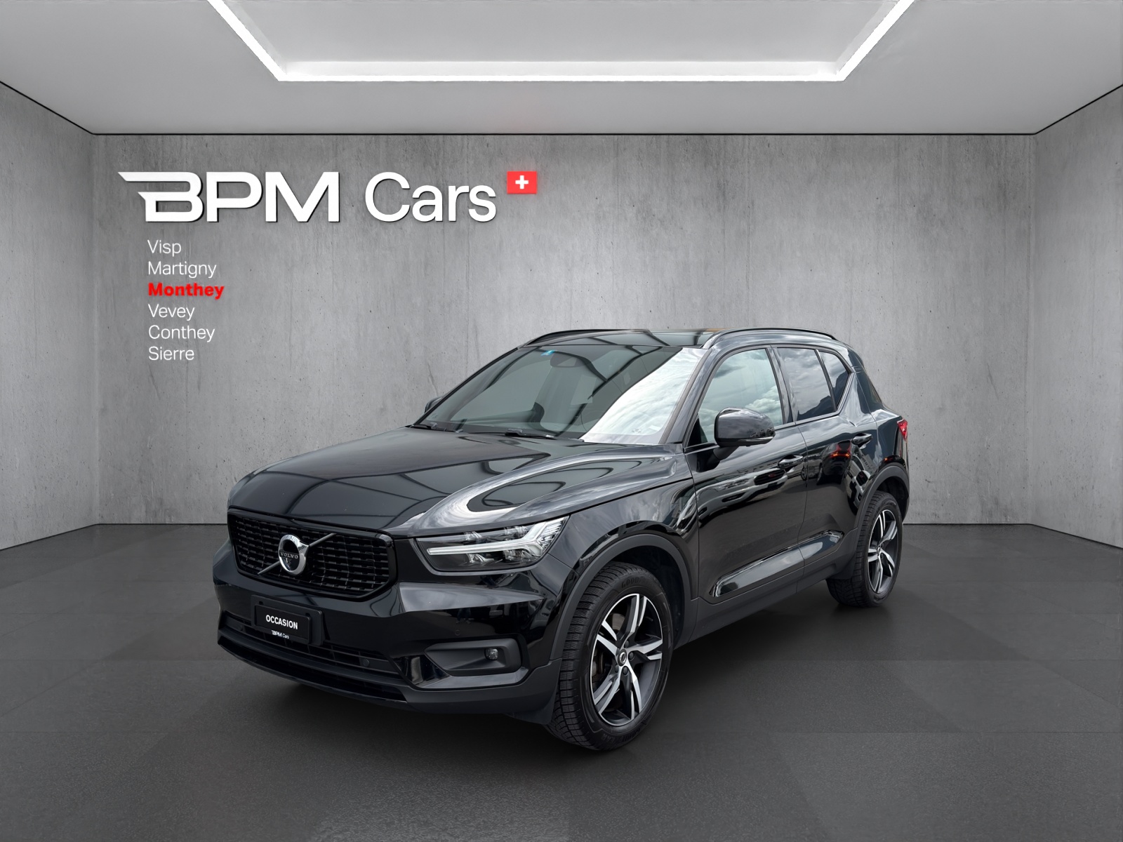 VOLVO XC40 T4 AWD R-Design Geartronic-image-0