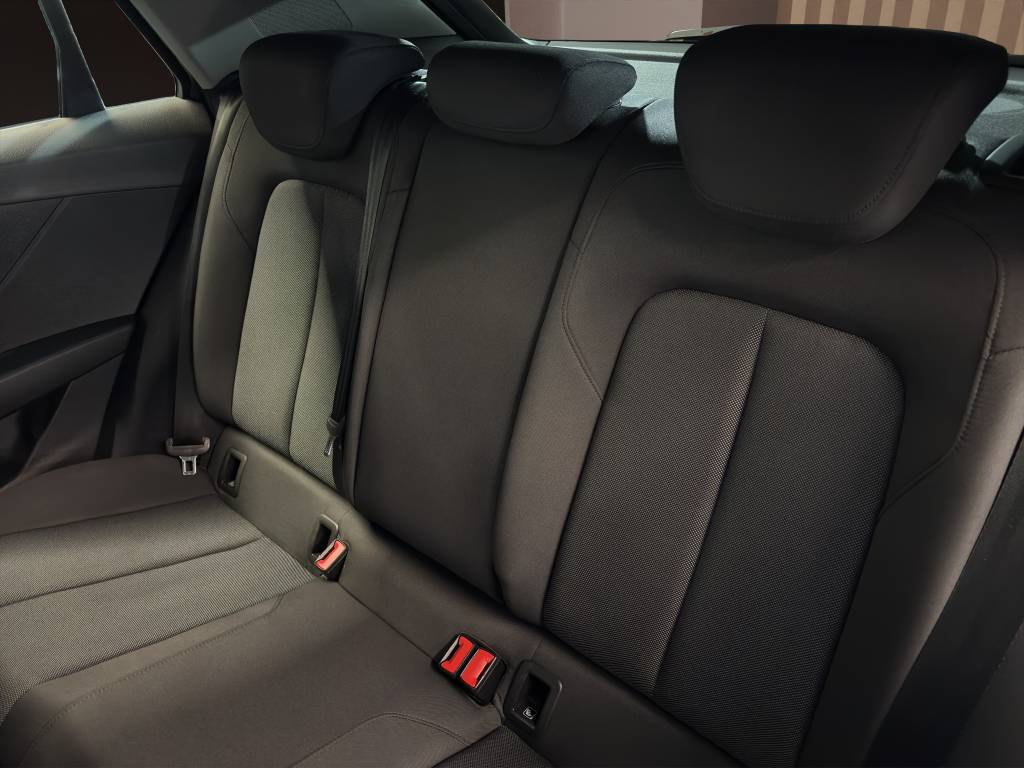 AUDI Q2 35 TFSI S-tronic-image-8