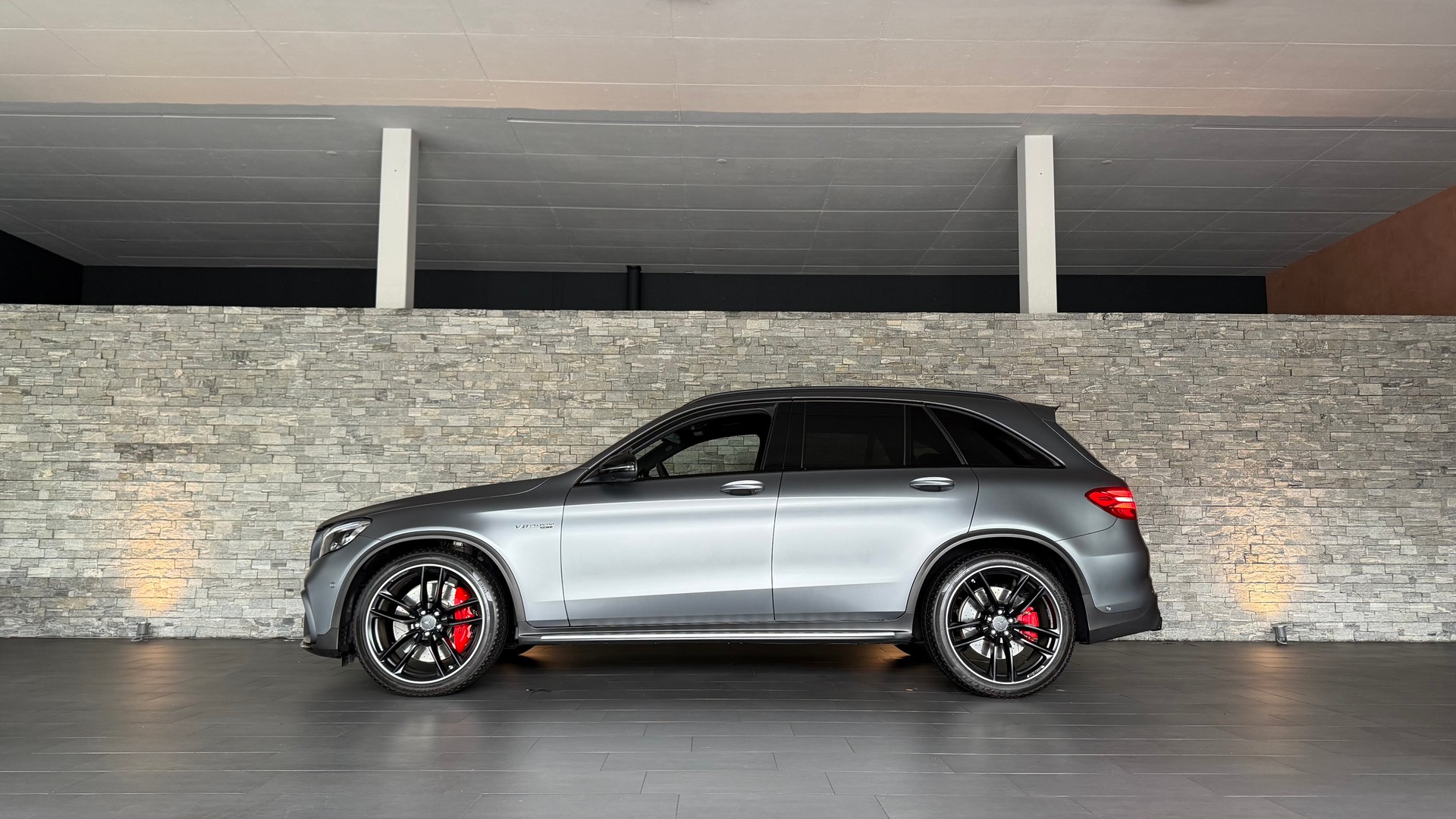 MERCEDES-BENZ GLC 63 S AMG 4Matic+ 9G-Tronic-image-9