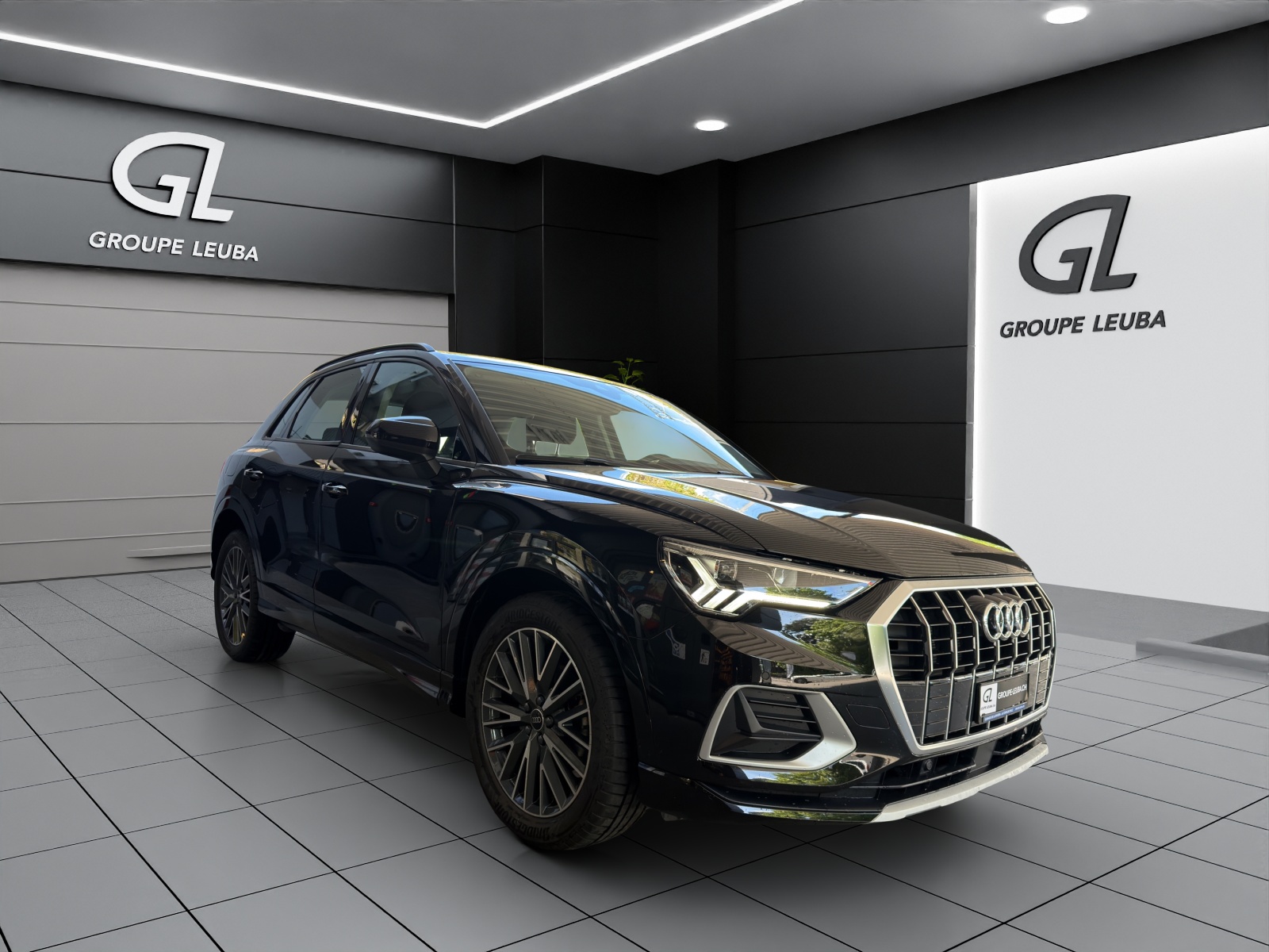 AUDI Q3 SB 35 TFSI Attr