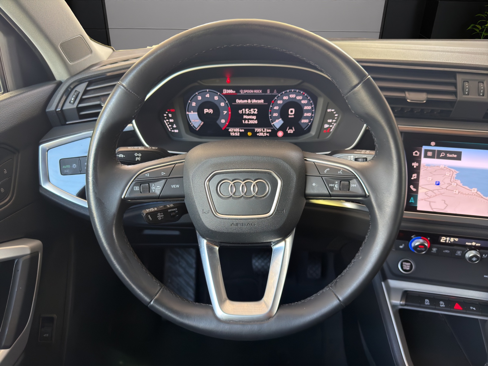 AUDI Q3 SB 35 TFSI Attr-image-8