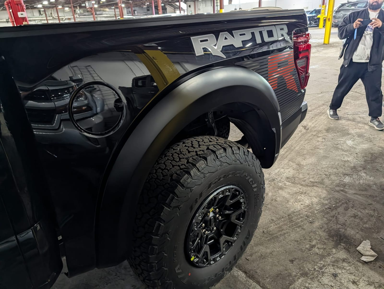 FORD F150 Raptor R-image-4