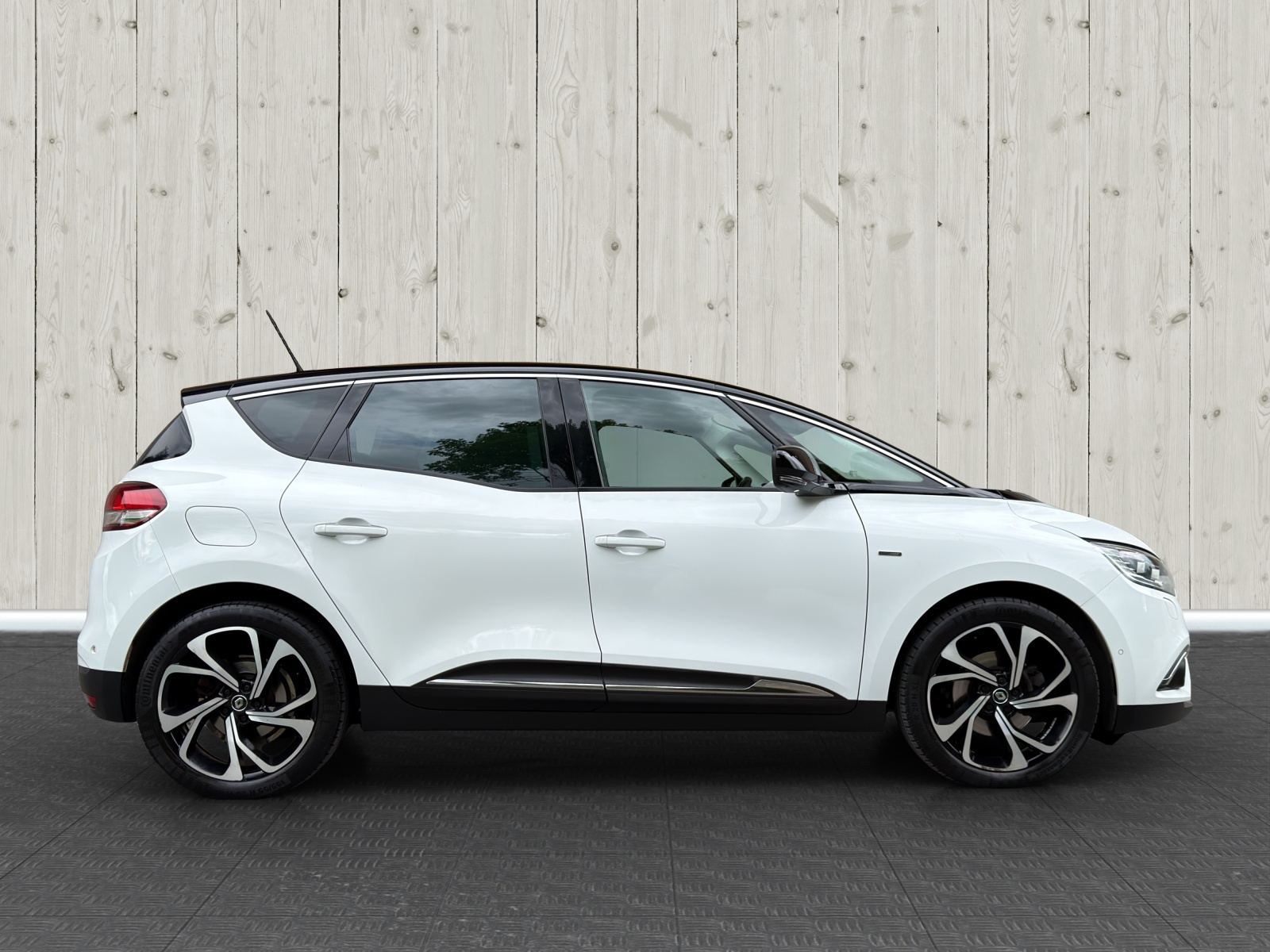 RENAULT Scénic 1.6 dCi Bose EDC-image-7