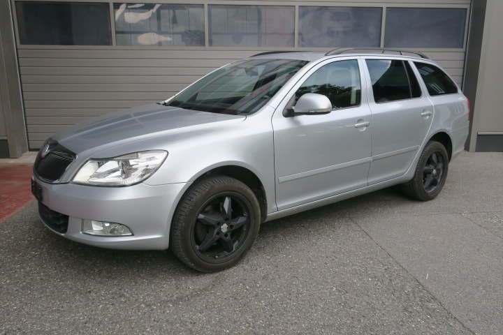 SKODA Octavia Combi 1.8 TSI 50Years 4x4
