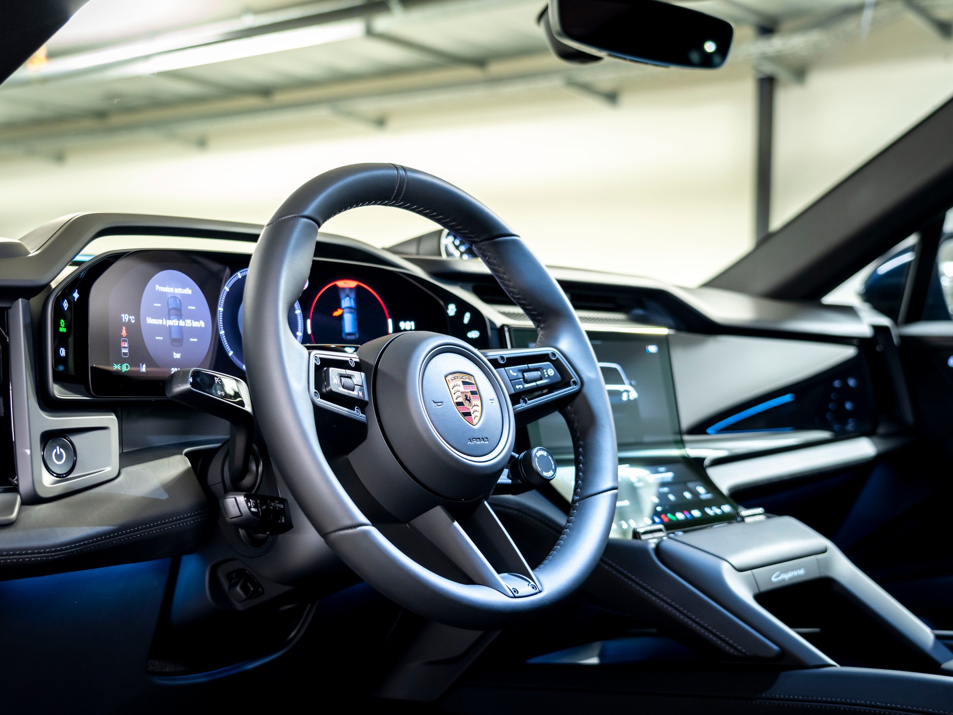 PORSCHE Cayenne S Electric 113 kWh-image-6