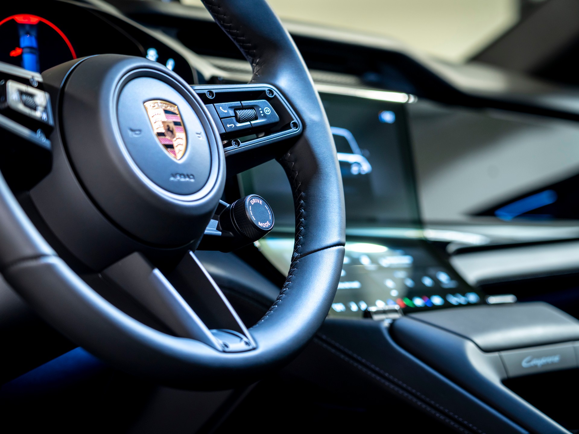PORSCHE Cayenne S Electric 113 kWh-image-7