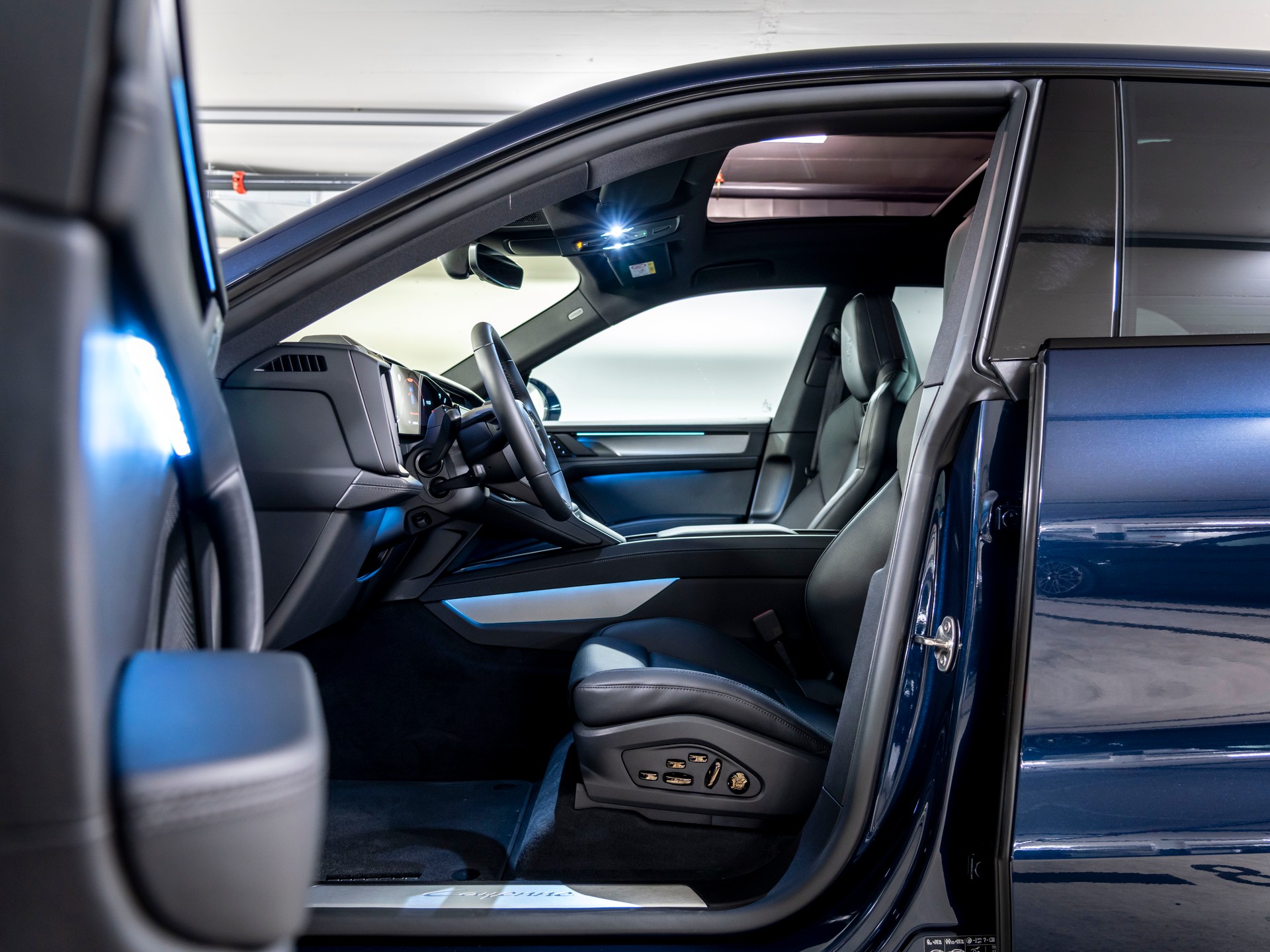 PORSCHE Cayenne S Electric 113 kWh-image-16