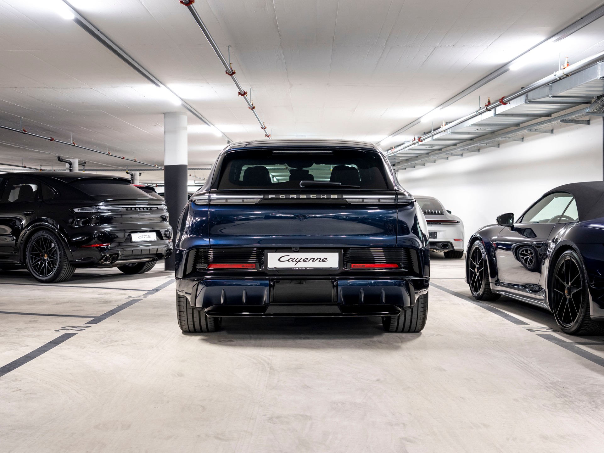 PORSCHE Cayenne S Electric 113 kWh-image-4