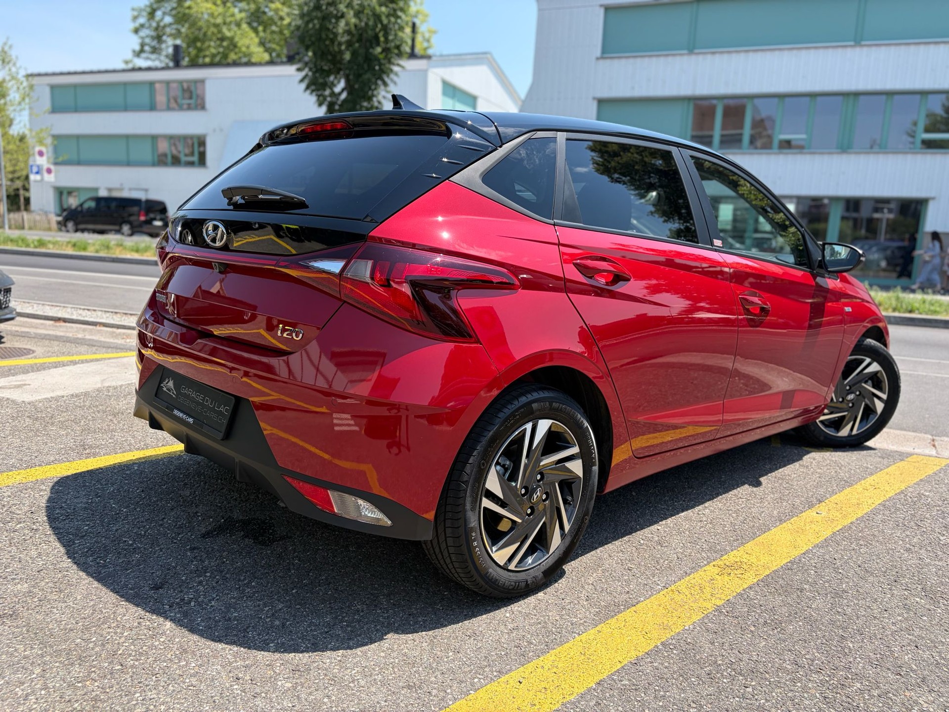 HYUNDAI i20 1.0 T-GDi Amplia 48V MH DCT-showroom-element-3