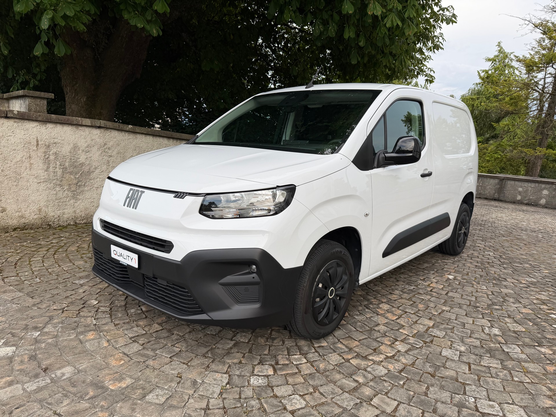 FIAT Doblo 1.2 L1 Easy Pro /1 Hand/Ab MFK/Service gepflegt/36 Monate Garantie exkl. / Anhängerkup./ Apple CarPlay /Klima/Tempomat/DAB