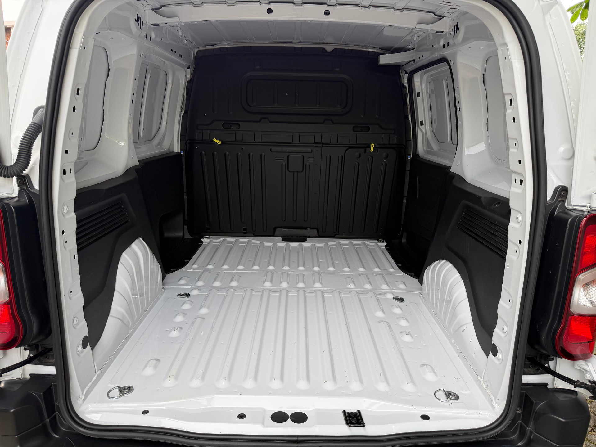 FIAT Doblo 1.2 L1 Easy Pro /1 Hand/Ab MFK/Service gepflegt/36 Monate Garantie exkl. / Anhängerkup./ Apple CarPlay /Klima/Tempomat/DAB-image-10