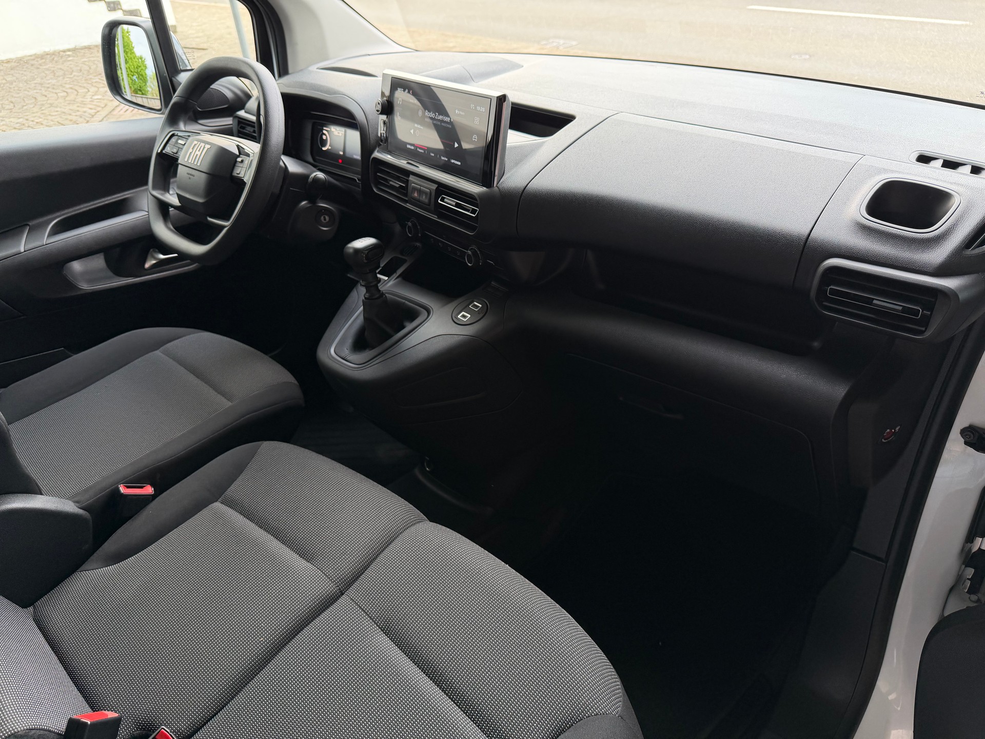 FIAT Doblo 1.2 L1 Easy Pro /1 Hand/Ab MFK/Service gepflegt/36 Monate Garantie exkl. / Anhängerkup./ Apple CarPlay /Klima/Tempomat/DAB-image-7