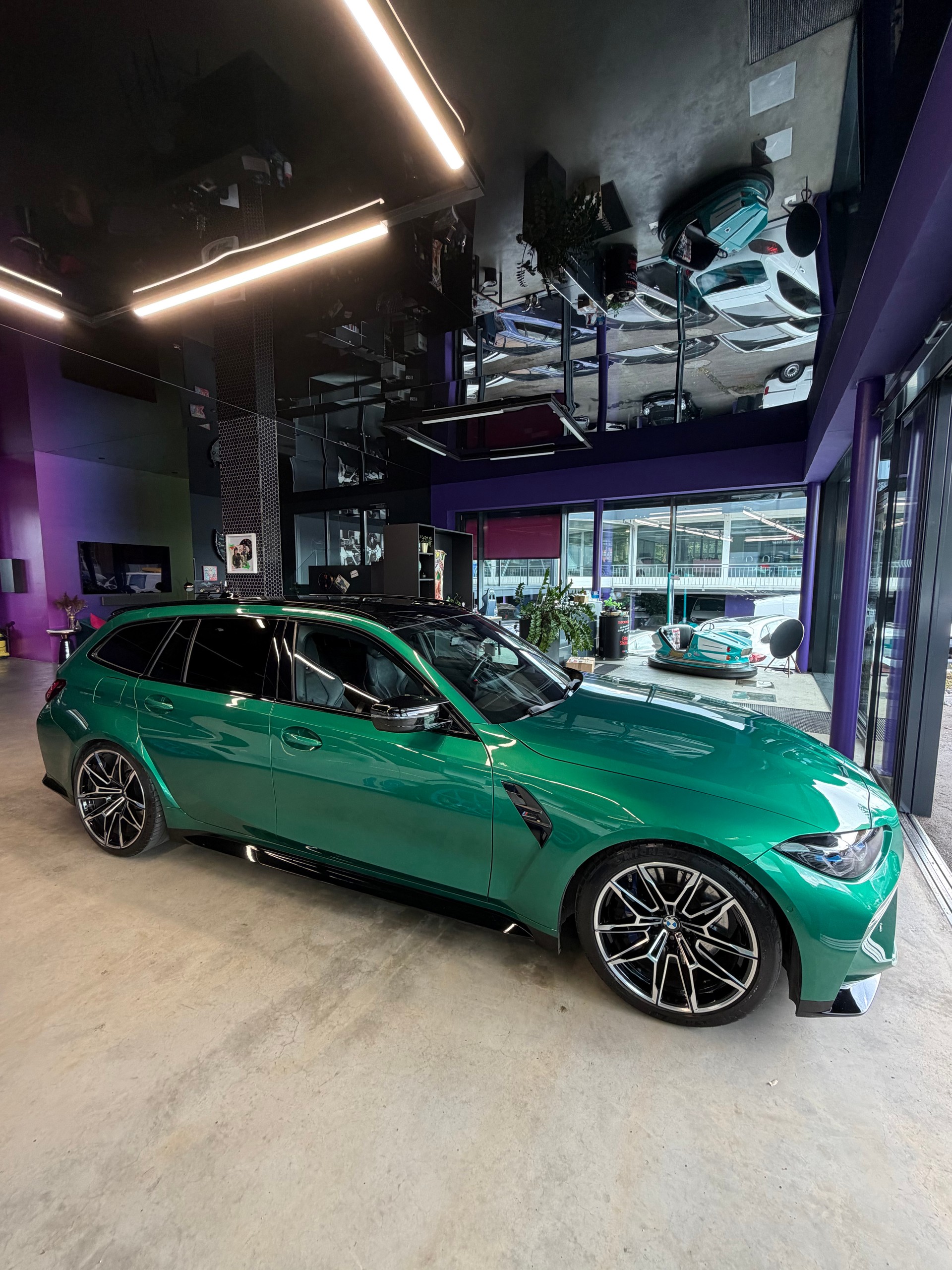 BMW M3 Touring xDrive Competition M-image-4