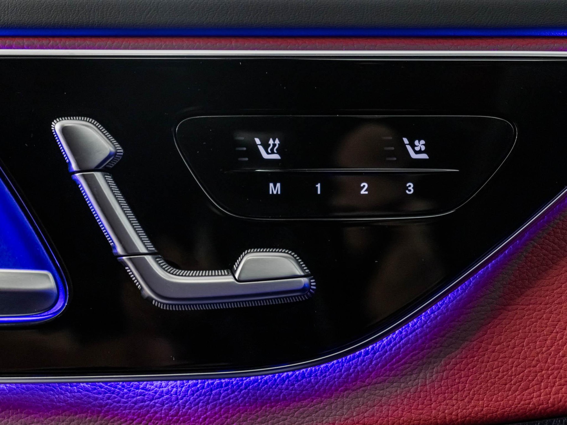 MERCEDES-BENZ C 220 d 4MATIC T-Modell-image-12