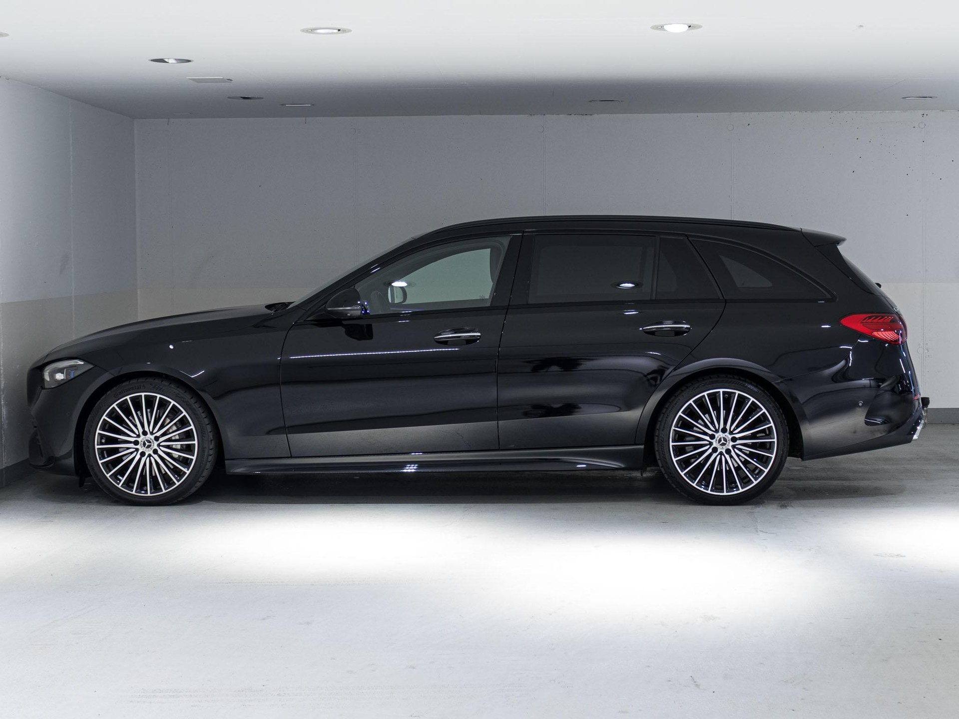 MERCEDES-BENZ C 220 d 4MATIC T-Modell-image-4