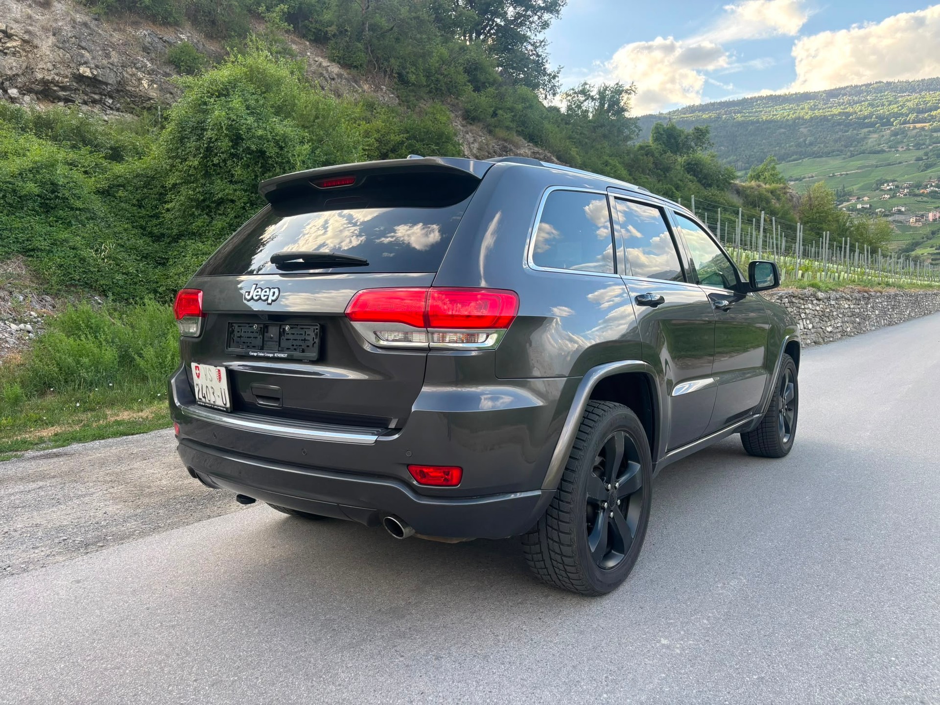 JEEP Grand Cherokee 3.0 CRD Platium Edition-image-2