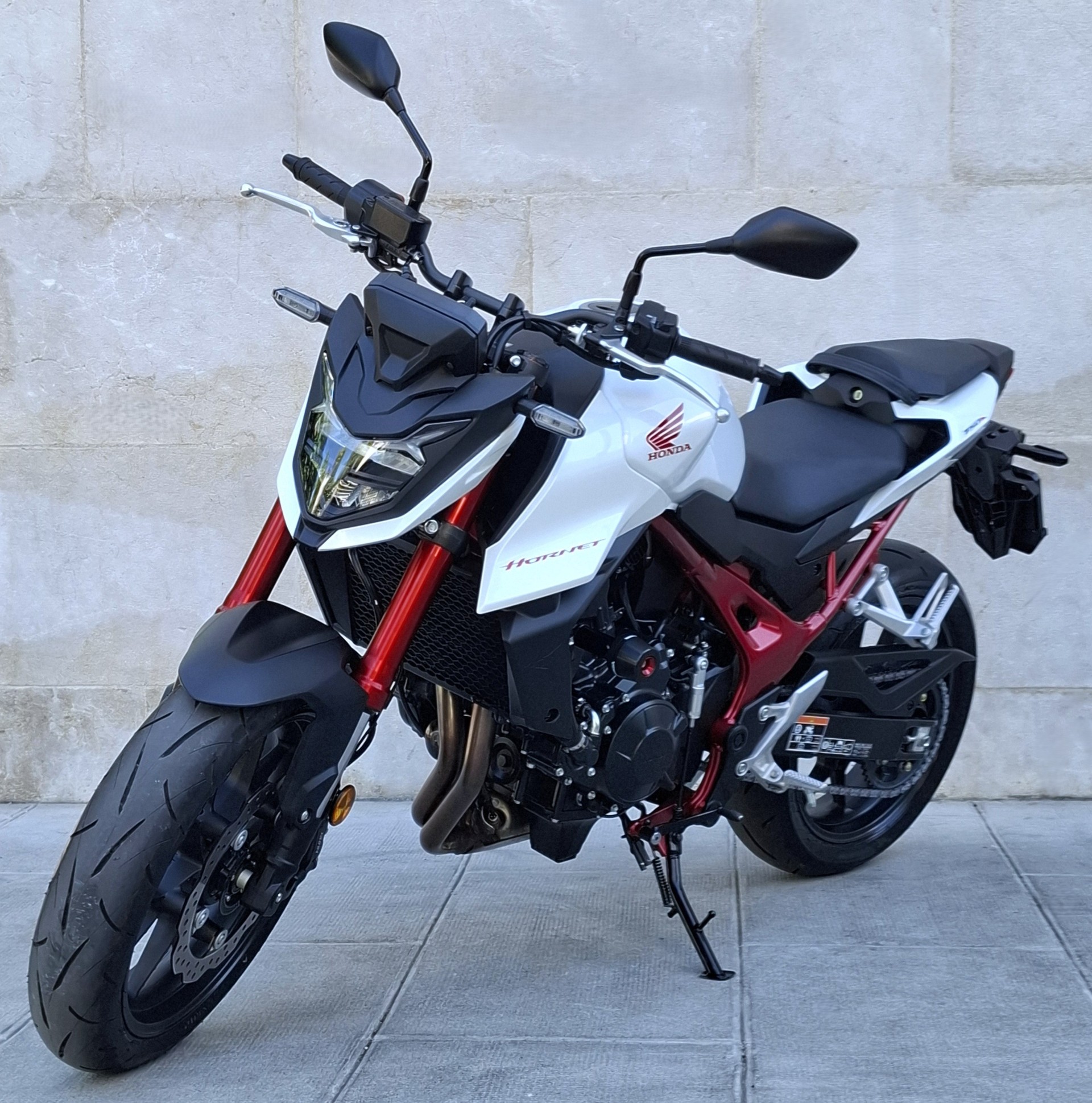 HONDA CB 750 Hornet (35kW)-image-3