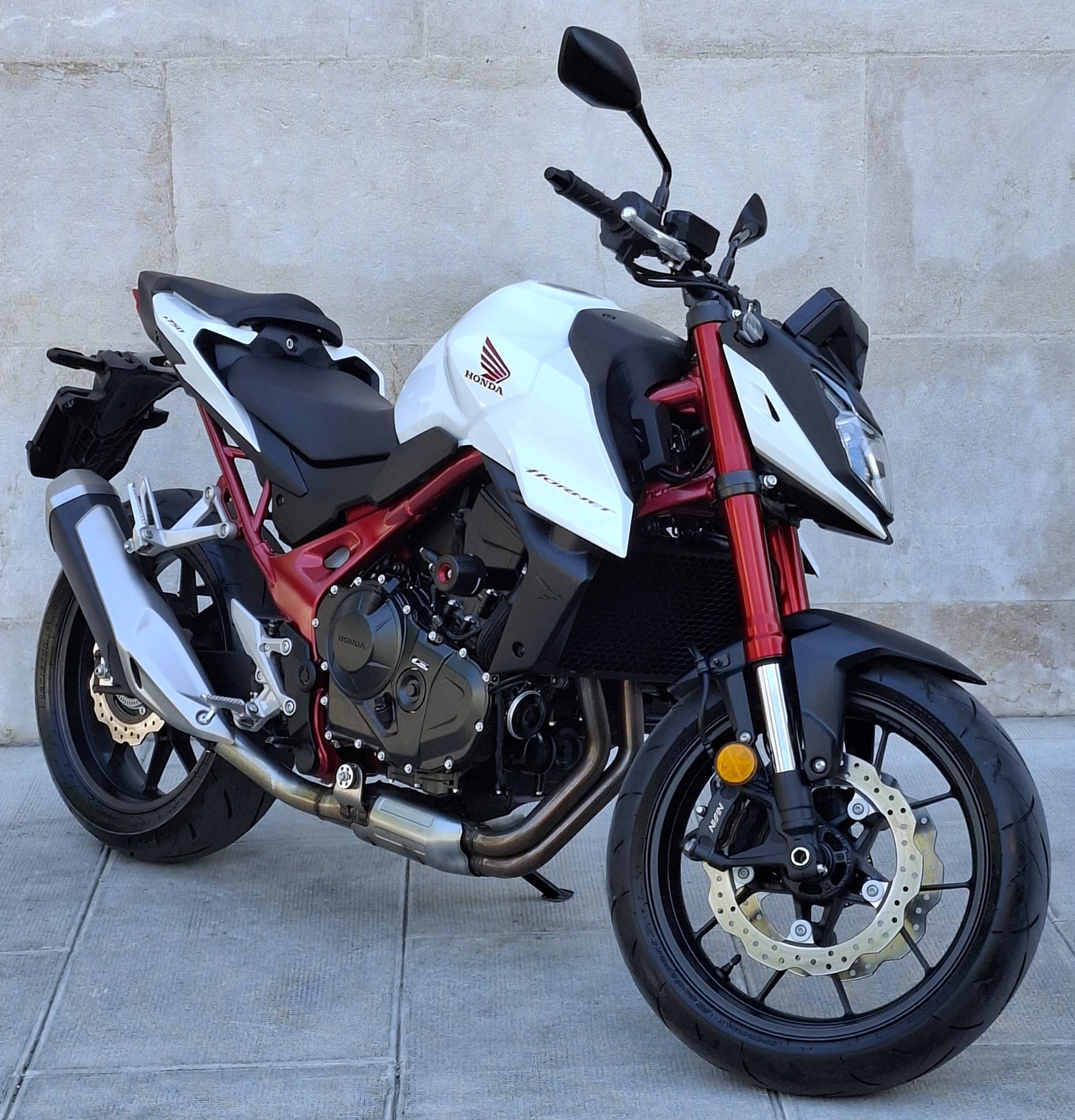 HONDA CB 750 Hornet (35kW)-image-1
