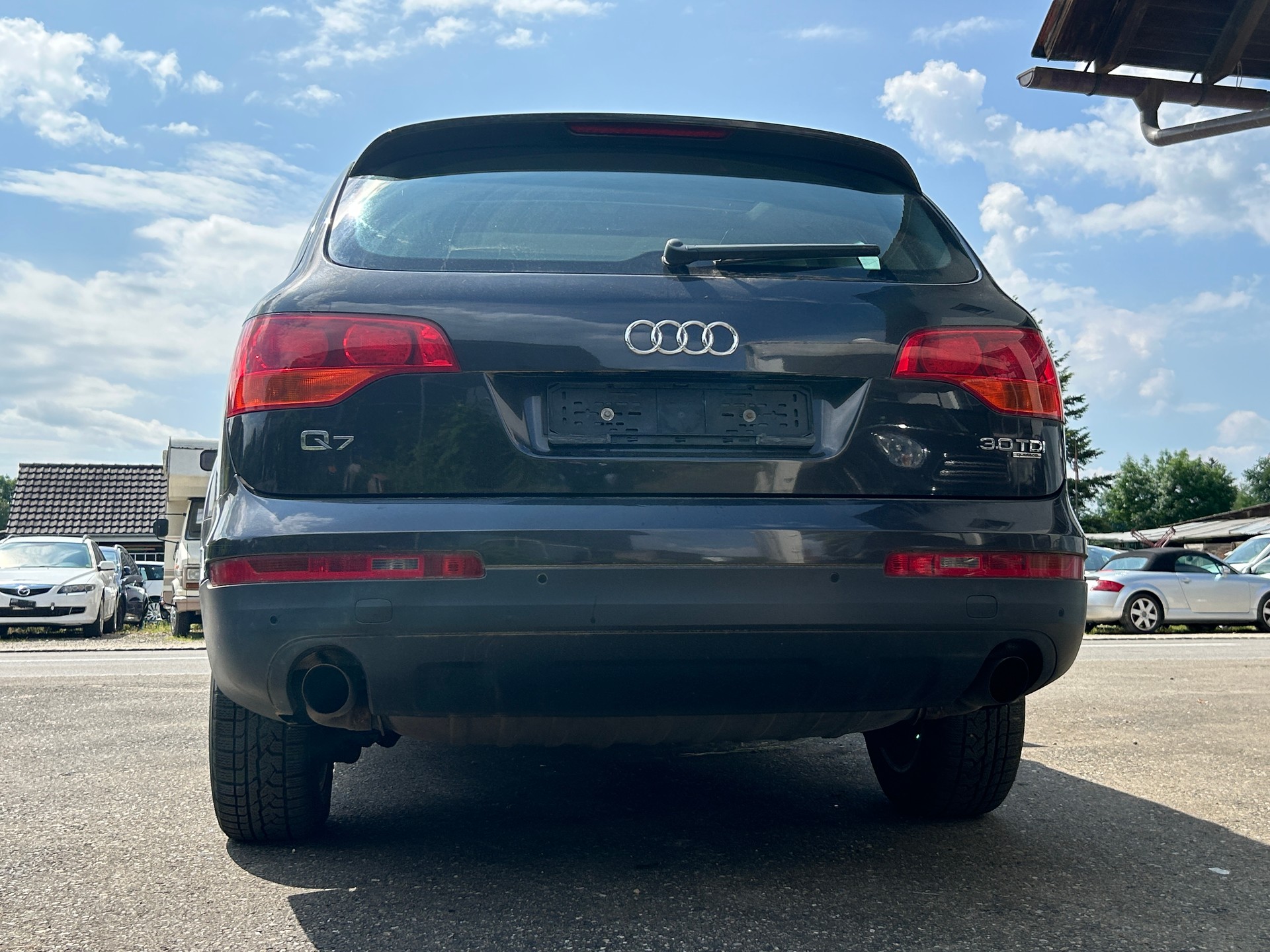 AUDI Q7 Diesel Automat MFK Leder Top Ausstattung-image-2