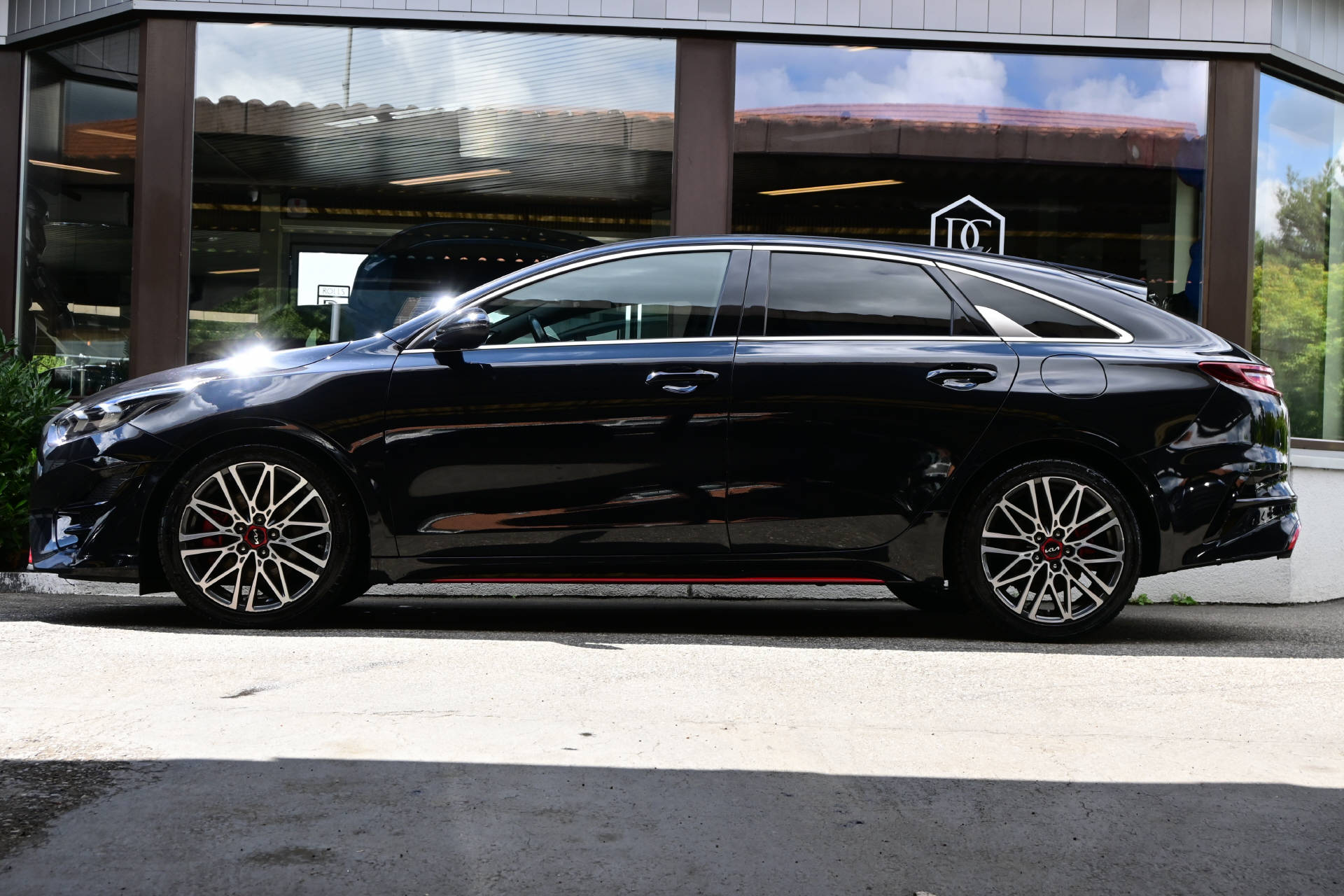 KIA ProCeed 1.6 T-GDi GT *Facelift*-showroom-element-3