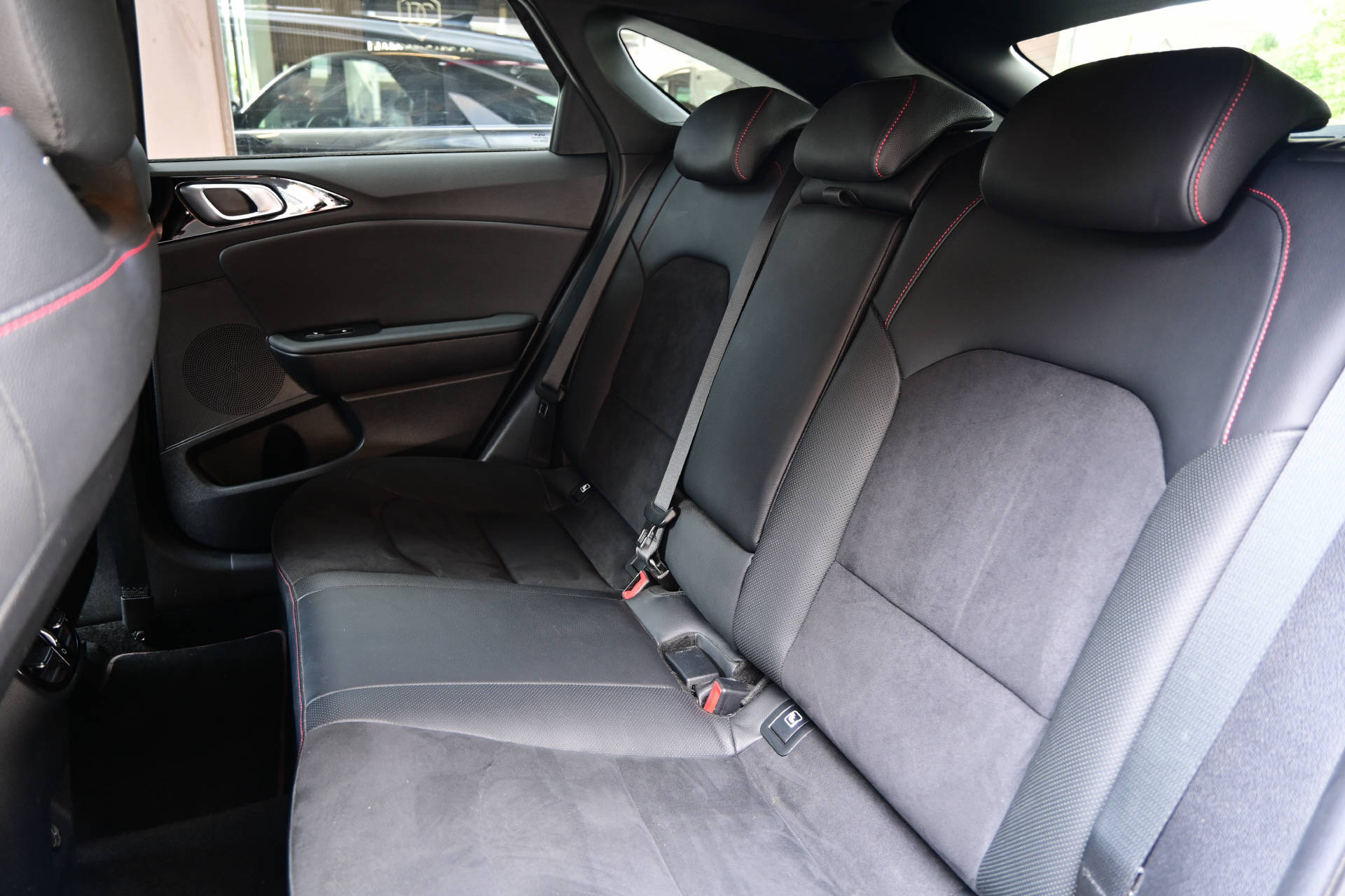 KIA ProCeed 1.6 T-GDi GT *Facelift*-image-20