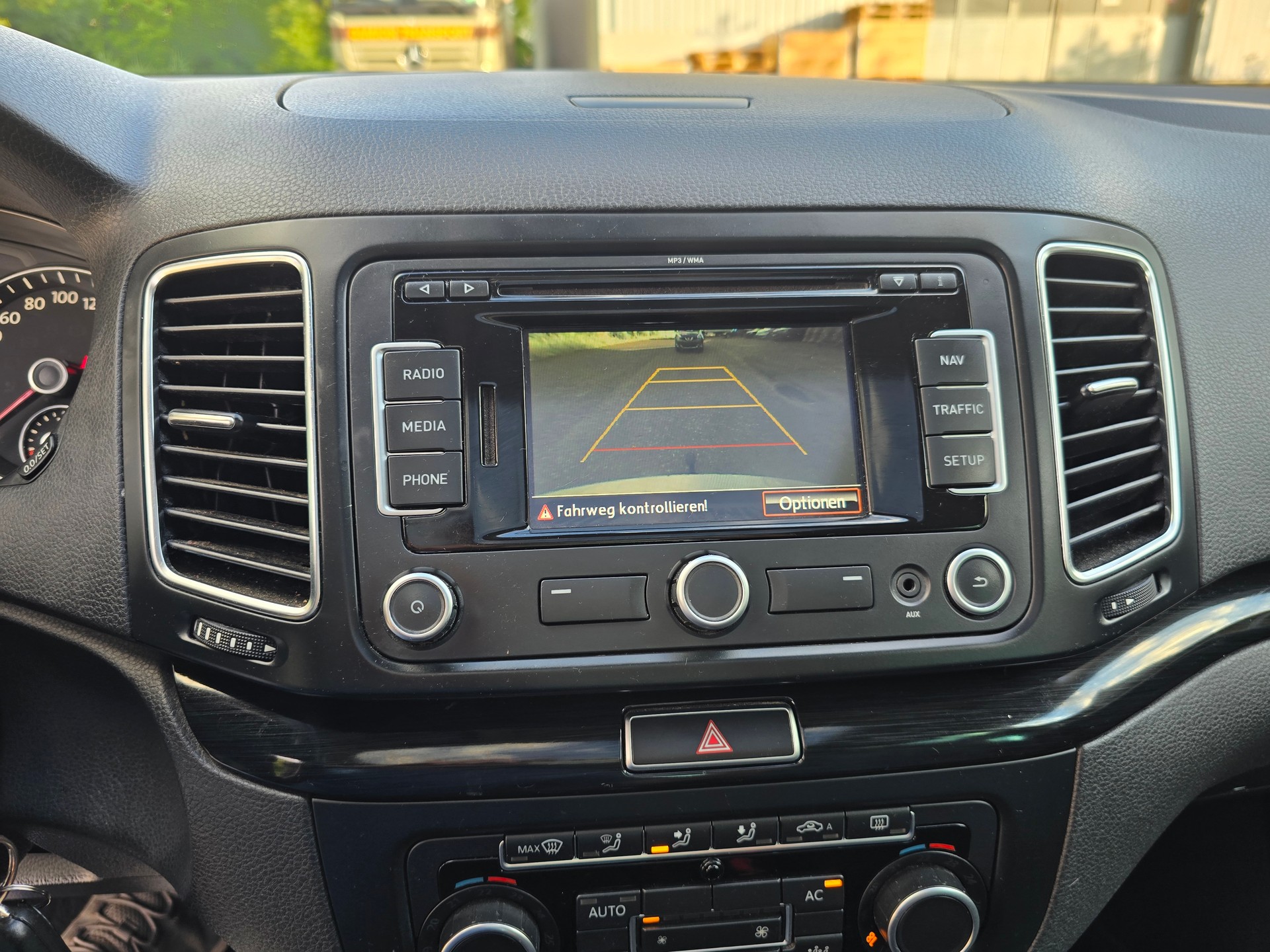 SEAT Alhambra 2.0 TDI Style Eco DSG-image-25