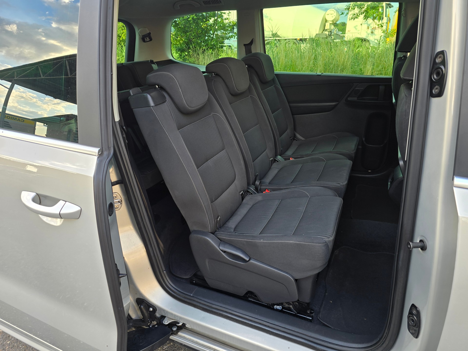 SEAT Alhambra 2.0 TDI Style Eco DSG-image-12