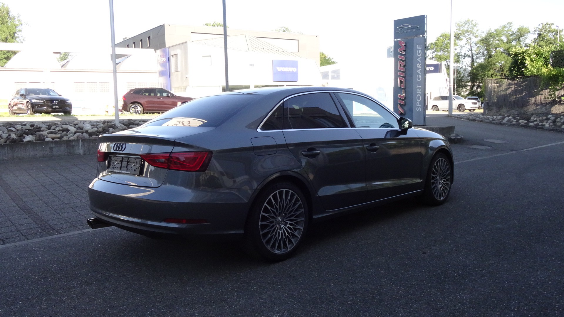 AUDI A3 Limousine 1.4 TFSI Attraction S-tronic-showroom-element-3