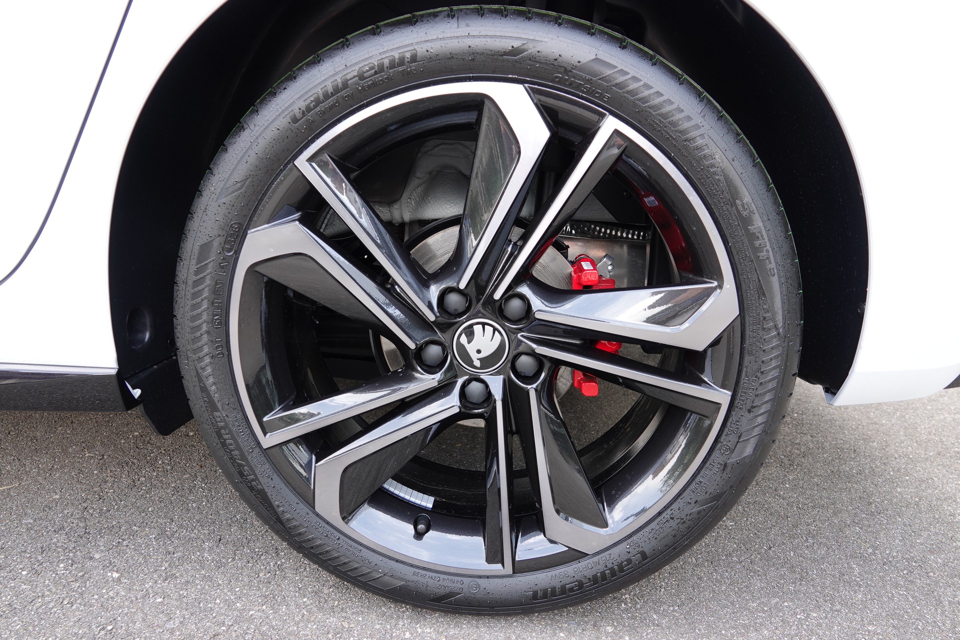 SKODA Fabia 1.5 TSI Motorsport Edition DSG-image-21