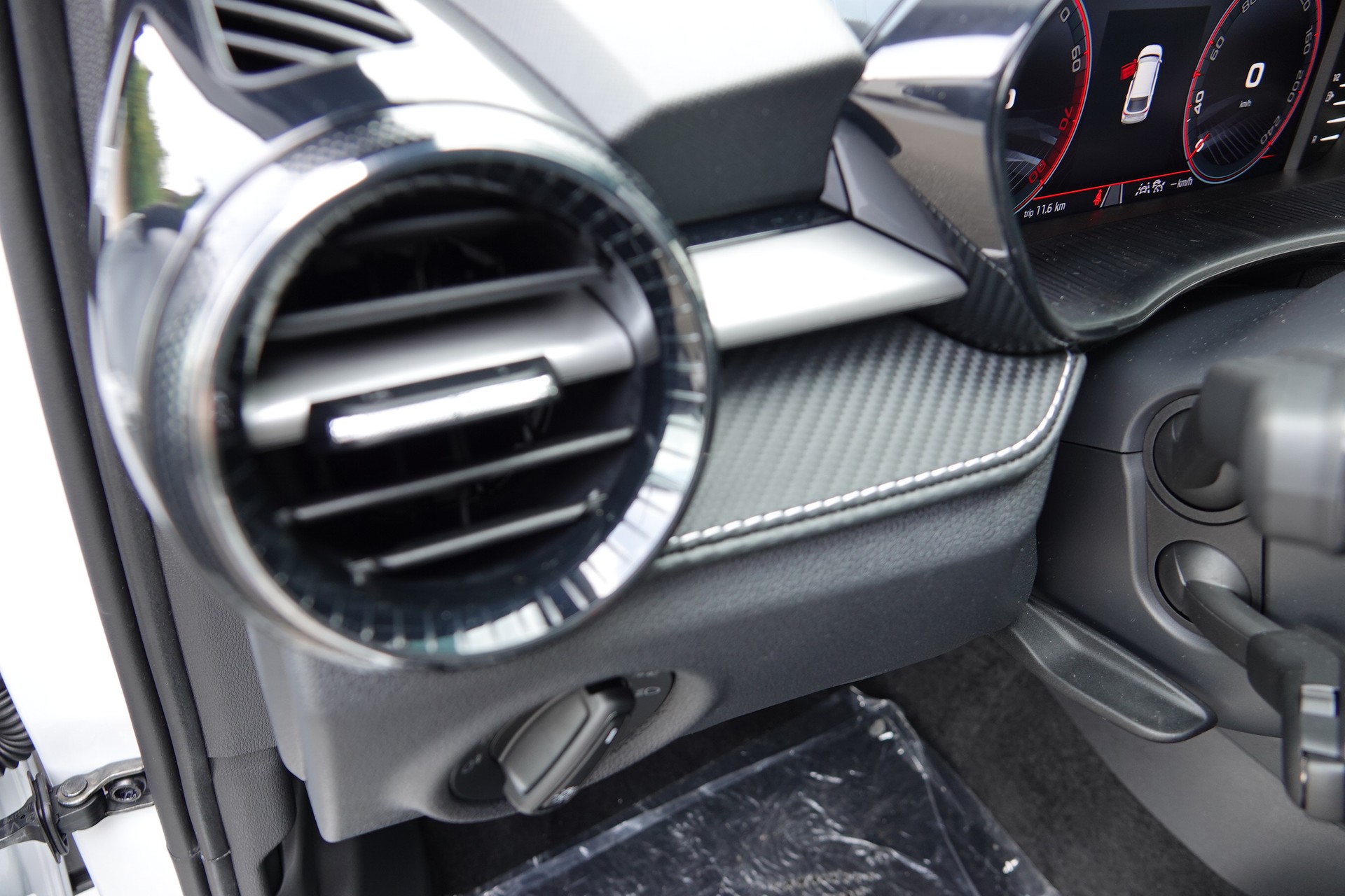 SKODA Fabia 1.5 TSI Motorsport Edition DSG-image-14
