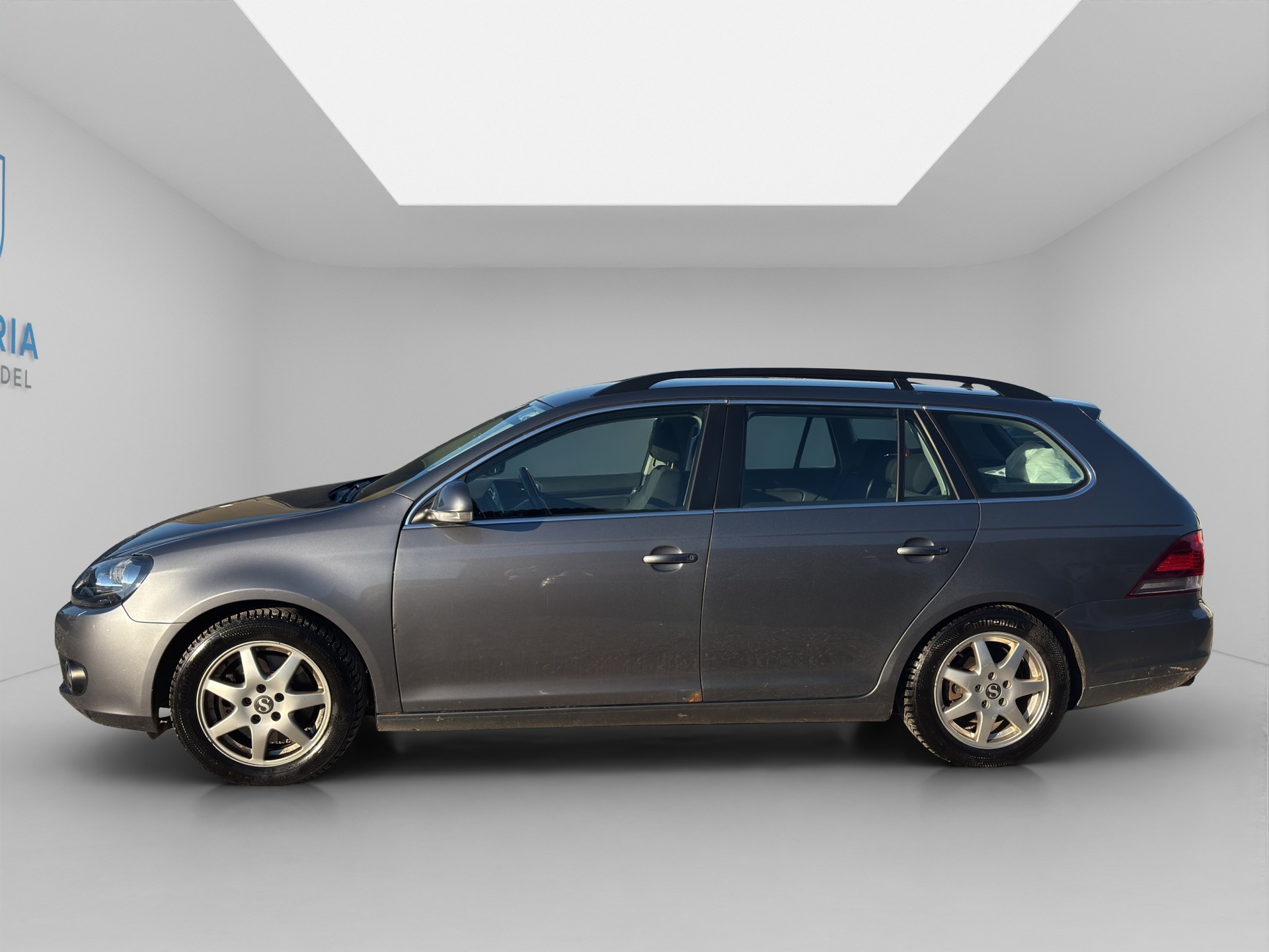 VW Golf Variant 1.6 TDI Comfortline 4Motion *FÜR EXPORT*-image-1