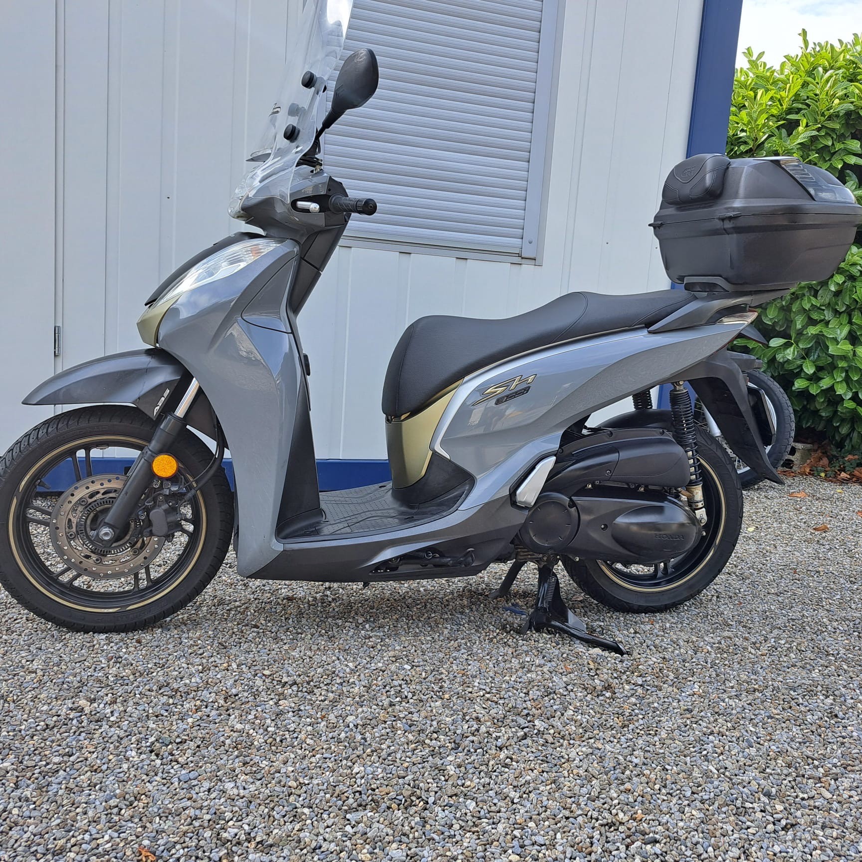 HONDA SH 300 i ABS-image-1