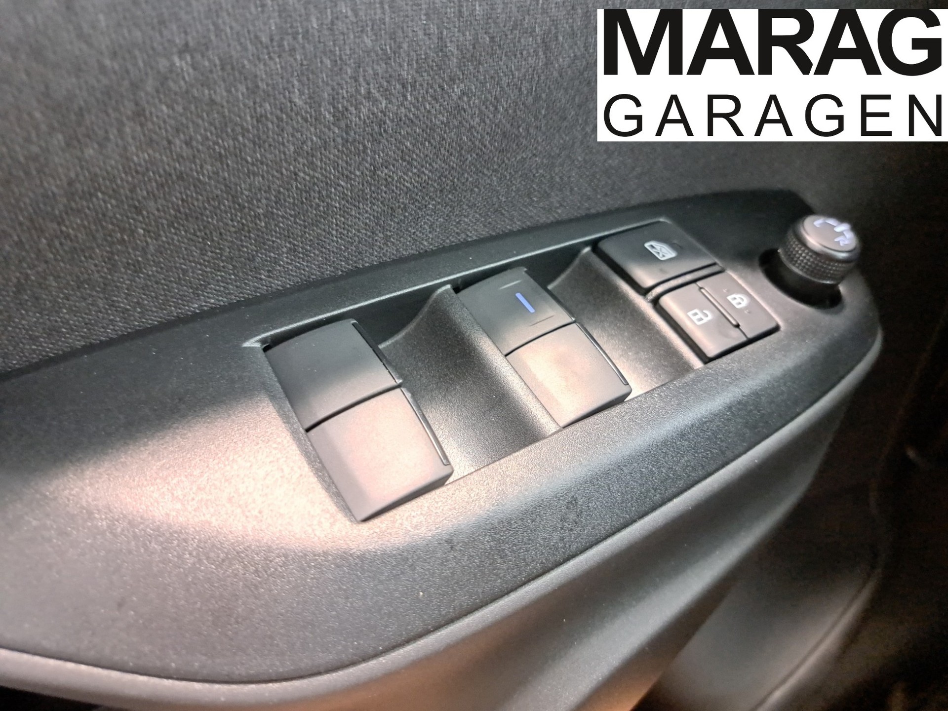 TOYOTA Yaris Cross 1.5 Comfort AWDi e-CVT-image-13