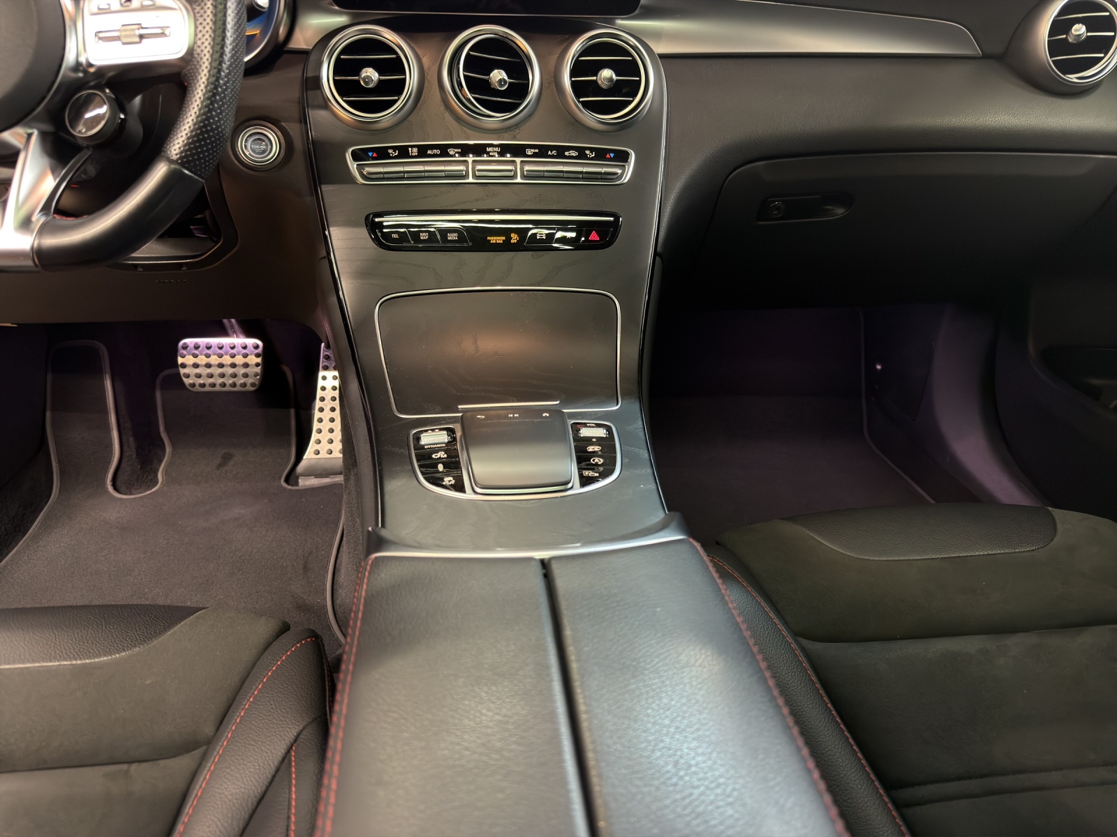 MERCEDES-BENZ GLC 43 4M - AMG / DISTRONIC / 360 Grad Kamera / Panorama-Dach-image-11
