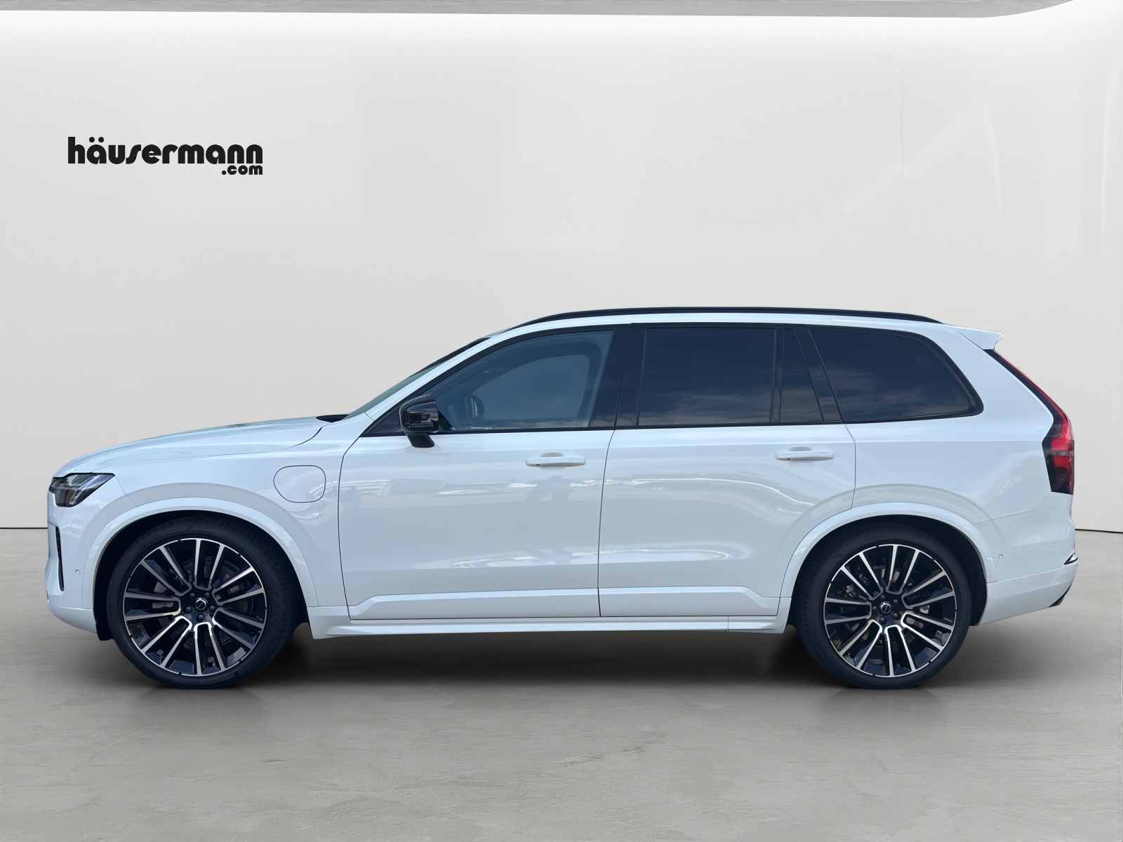 VOLVO XC90 2.0 T8 TE Ultra Dark eAWD-showroom-element-1