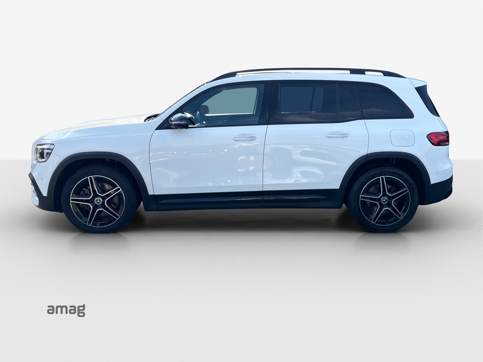 MERCEDES-BENZ GLB 250 4Matic AMG Line 8G-Tronic-showroom-element-1