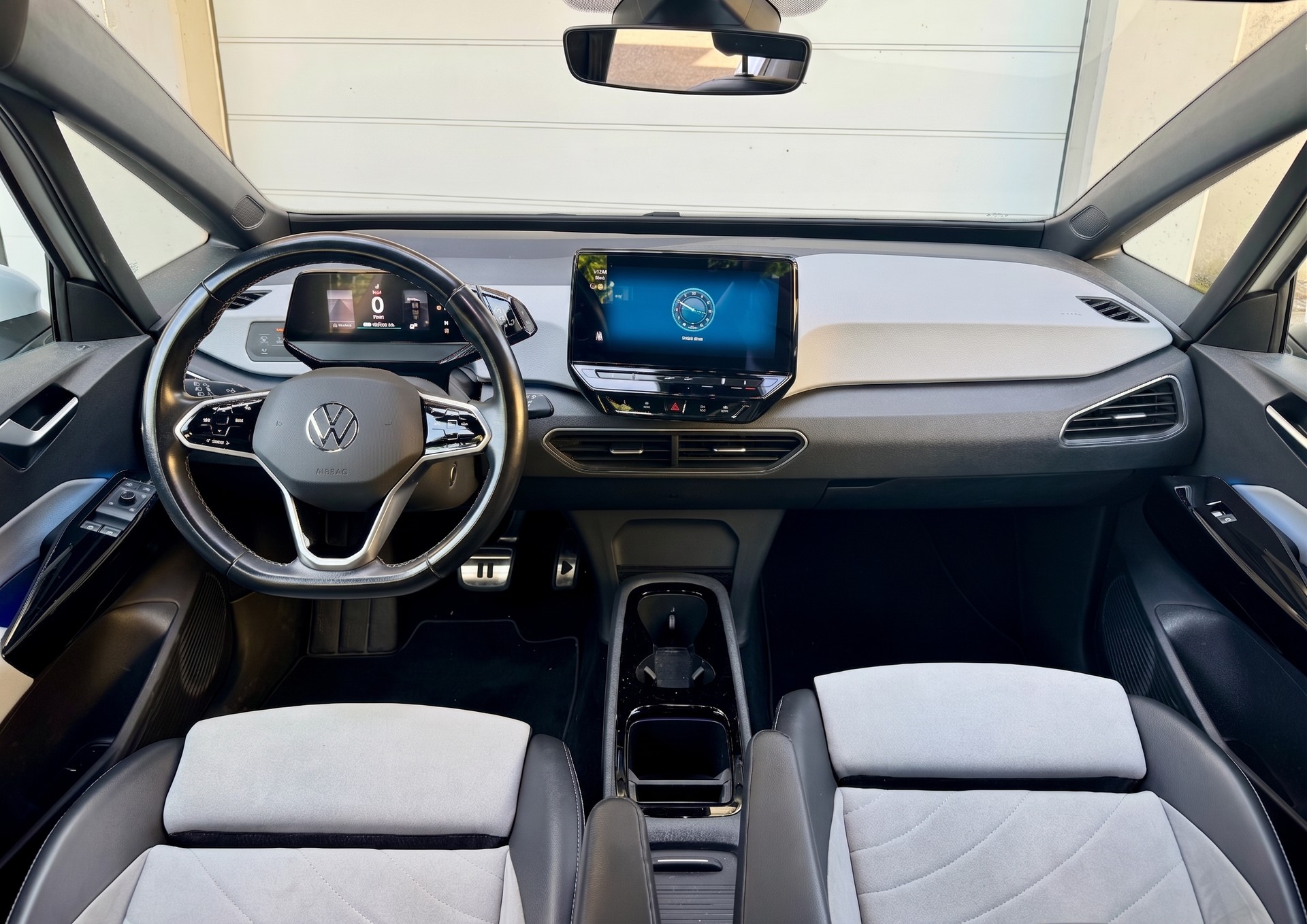 VW ID.3 Pro S - Top Zustand aus erster Hand mit grosser 77kWh Batterie (450km Reichweite) und Vollausstattung-image-3
