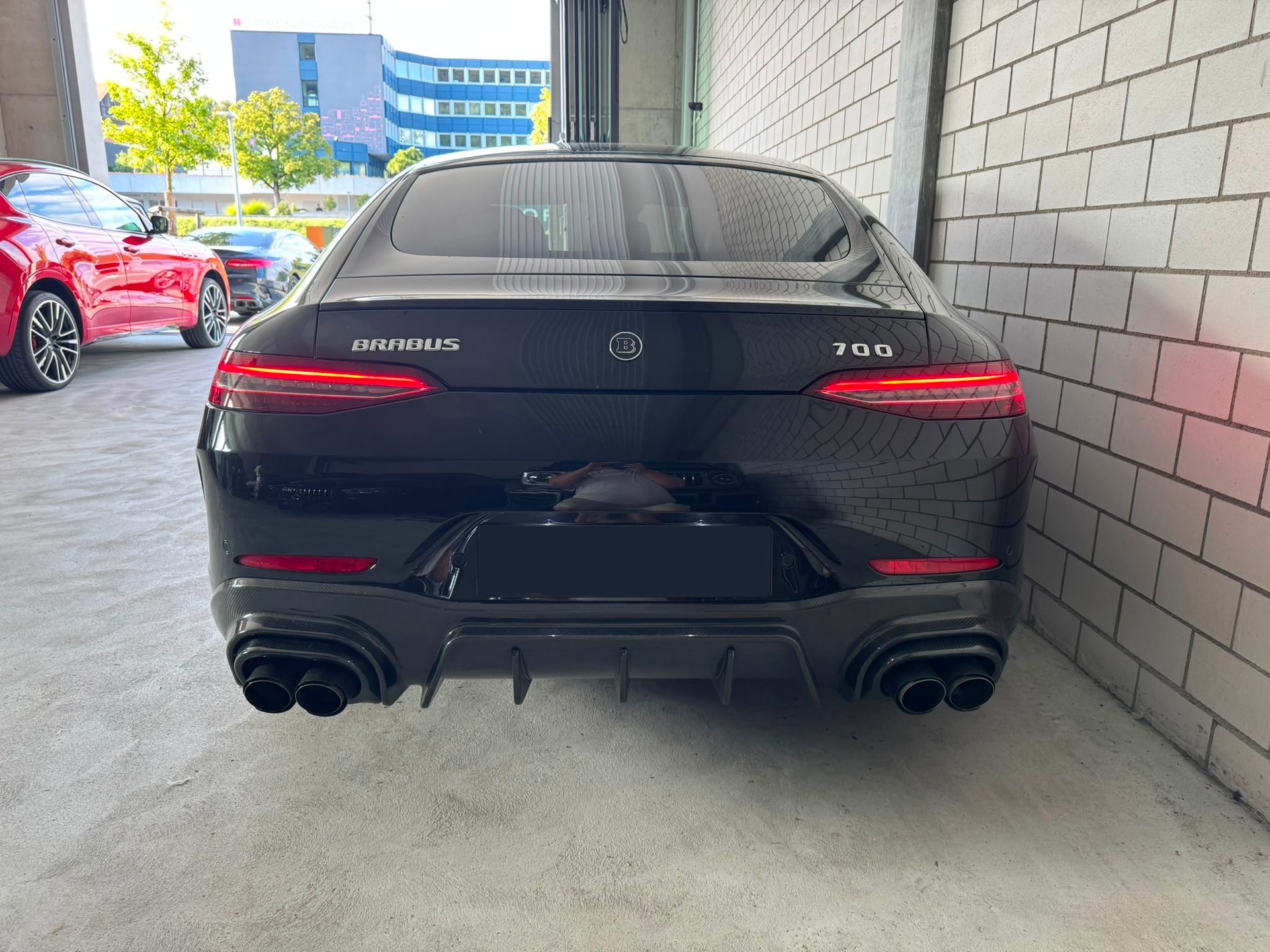 MERCEDES-BENZ AMG GT 4 63 4Matic+ Speedshift MCT Full Carbon + BRABUS 700 PS / 950 NM-showroom-element-3